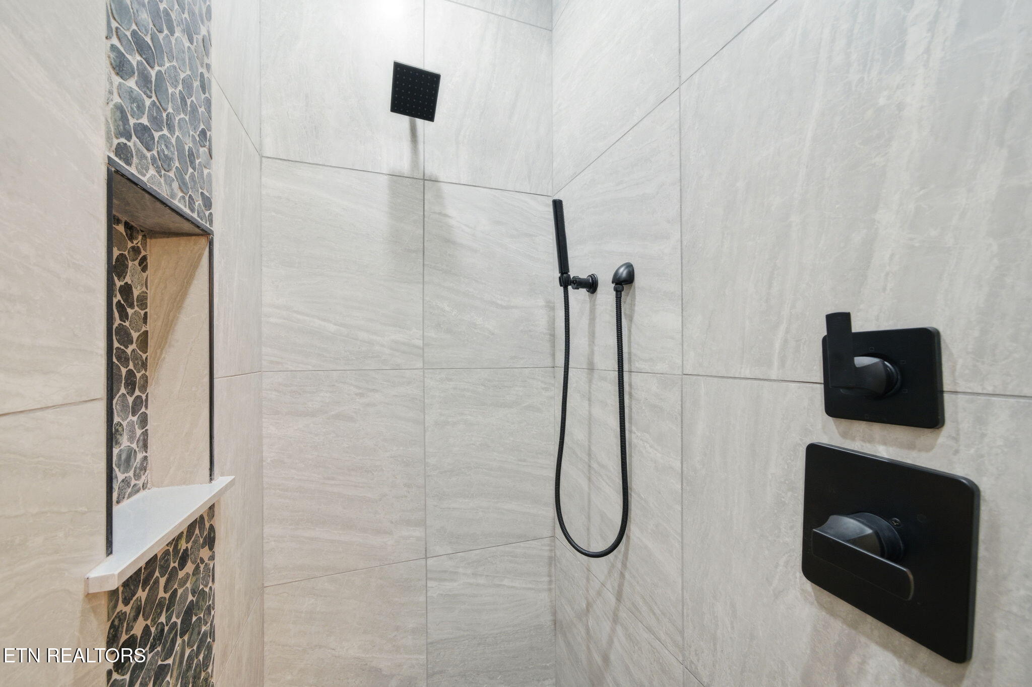 638 Ridge Top Loop Gatlinburg TN 37738