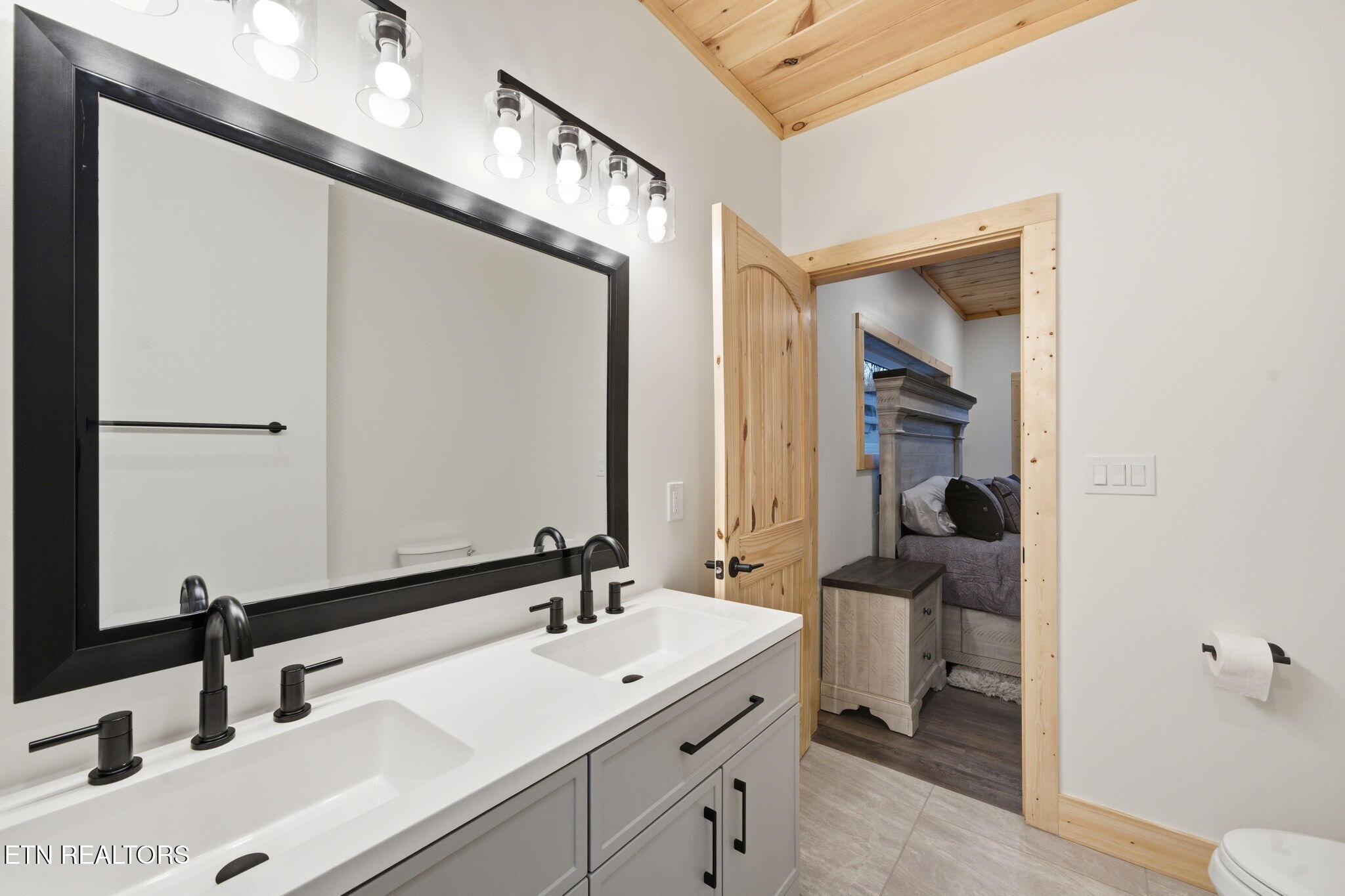 638 Ridge Top Loop Gatlinburg TN 37738