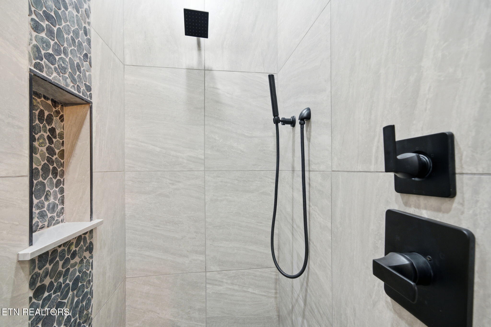 638 Ridge Top Loop Gatlinburg TN 37738