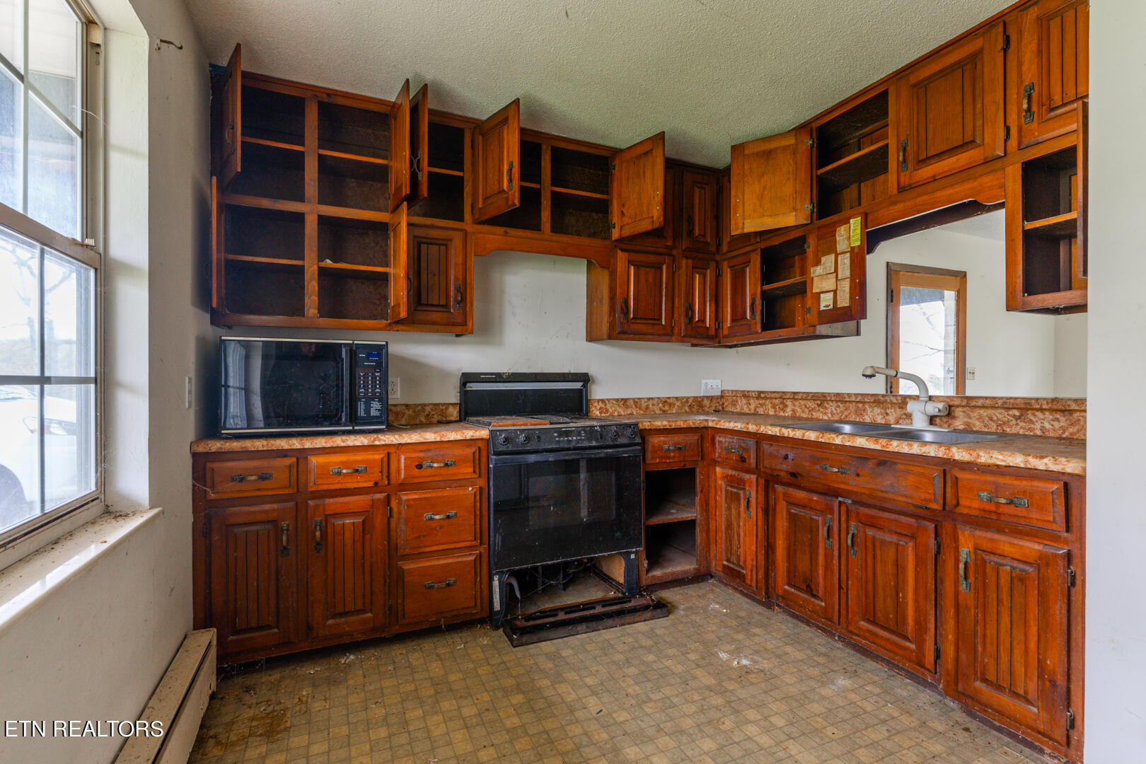 142 Firewood Lane Maryville TN 37803
