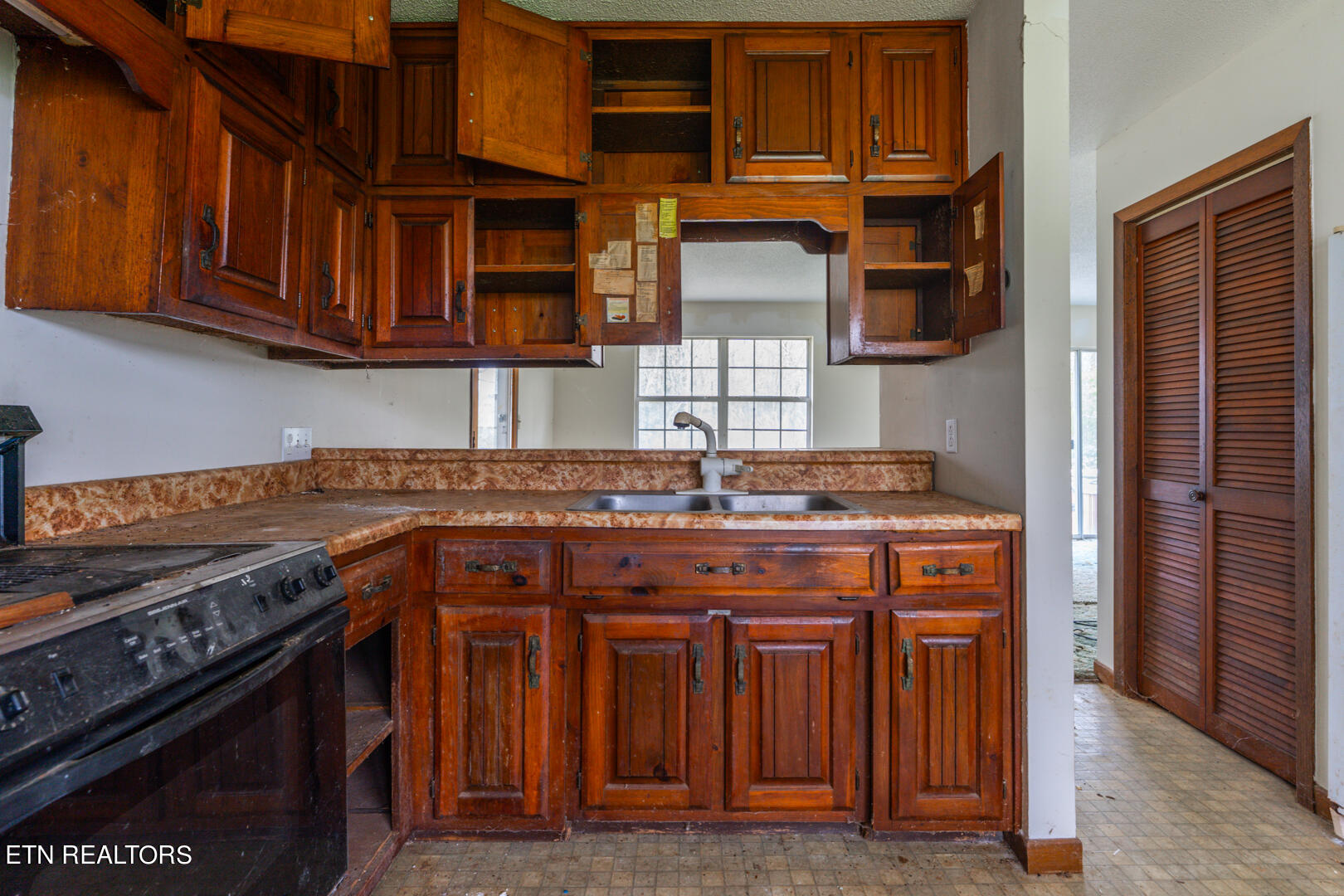 142 Firewood Lane Maryville TN 37803