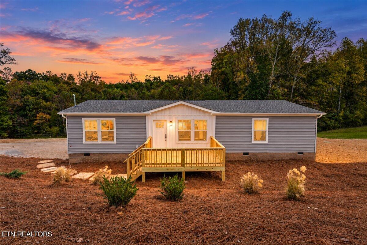 352 Bland Road Clinton TN 37716
