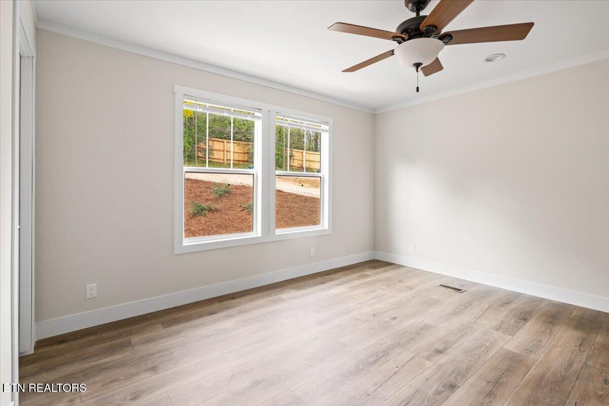 352 Bland Road Clinton TN 37716