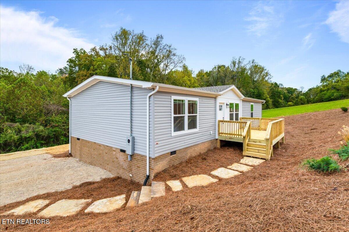 352 Bland Road Clinton TN 37716