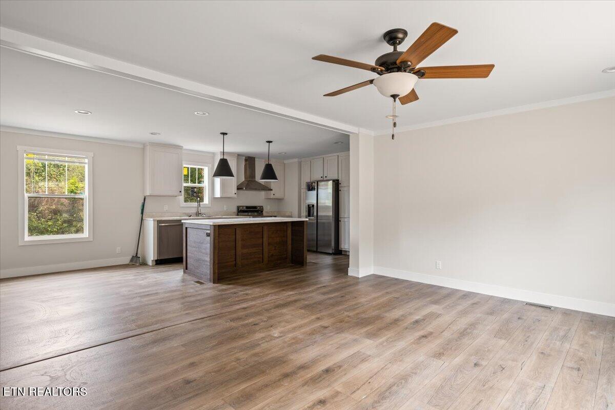 352 Bland Road Clinton TN 37716