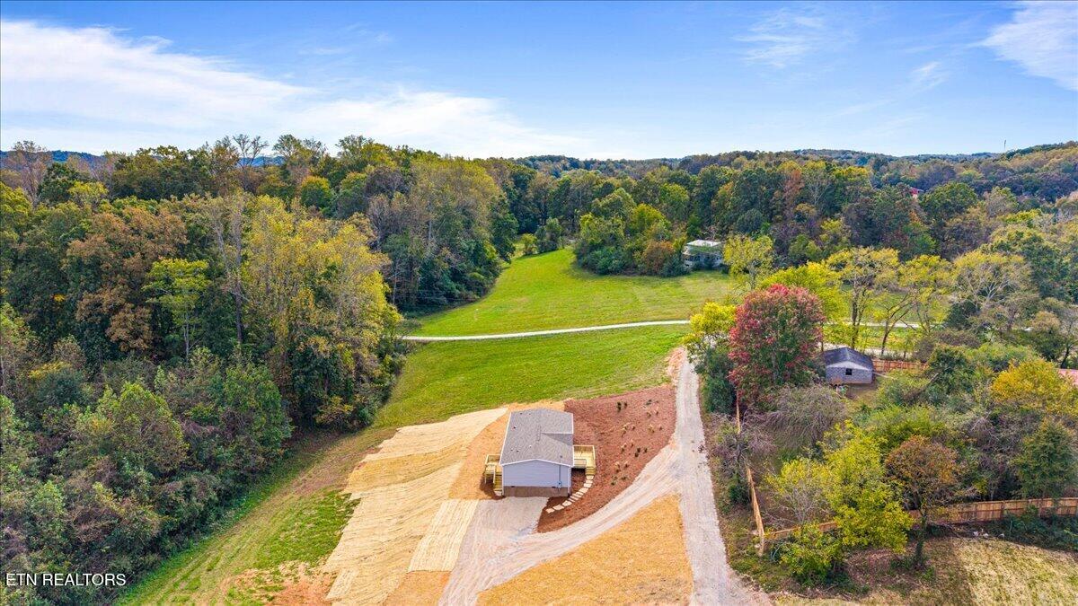 352 Bland Road Clinton TN 37716