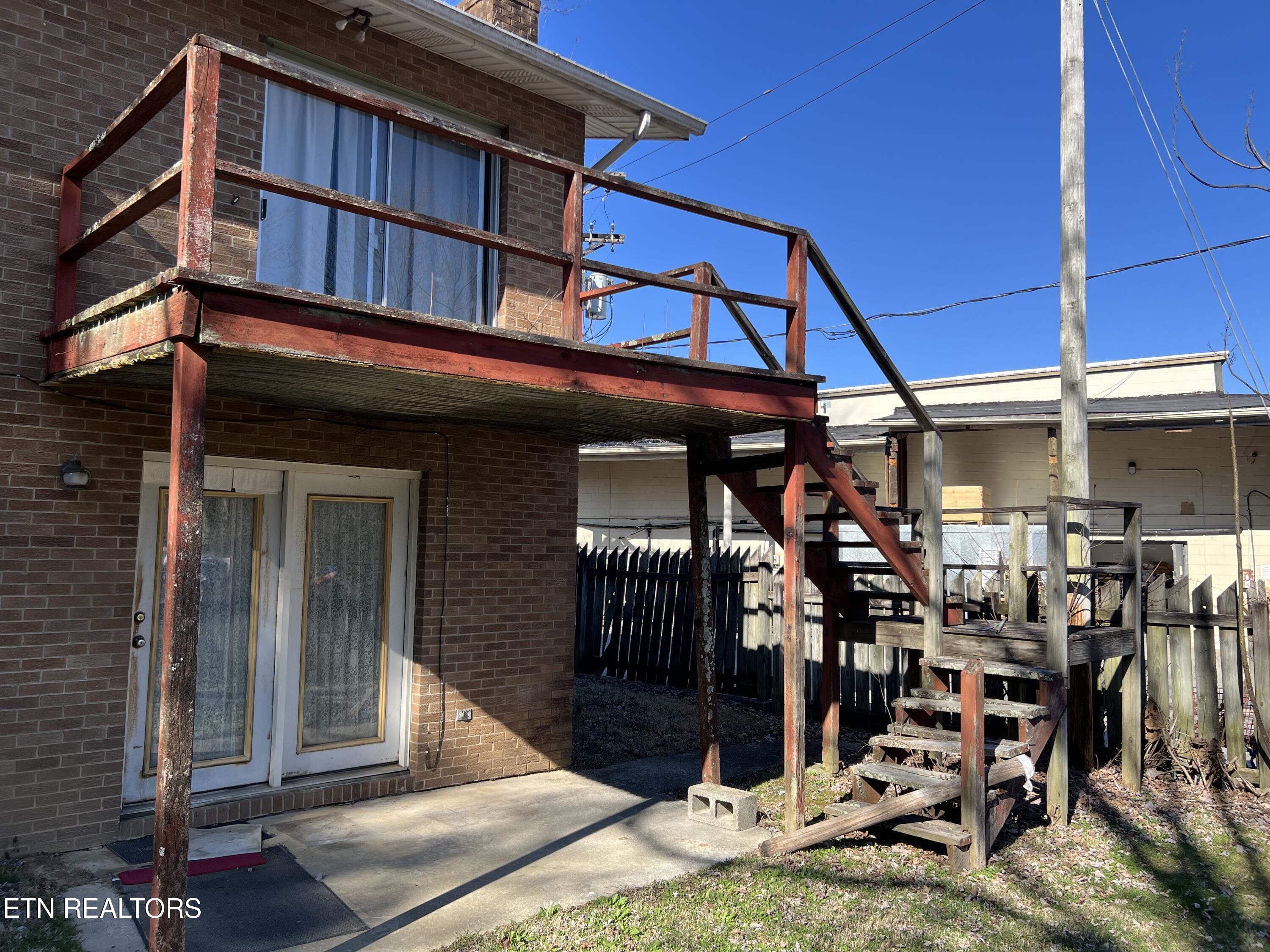 978 Camp Street Wartburg TN 37887