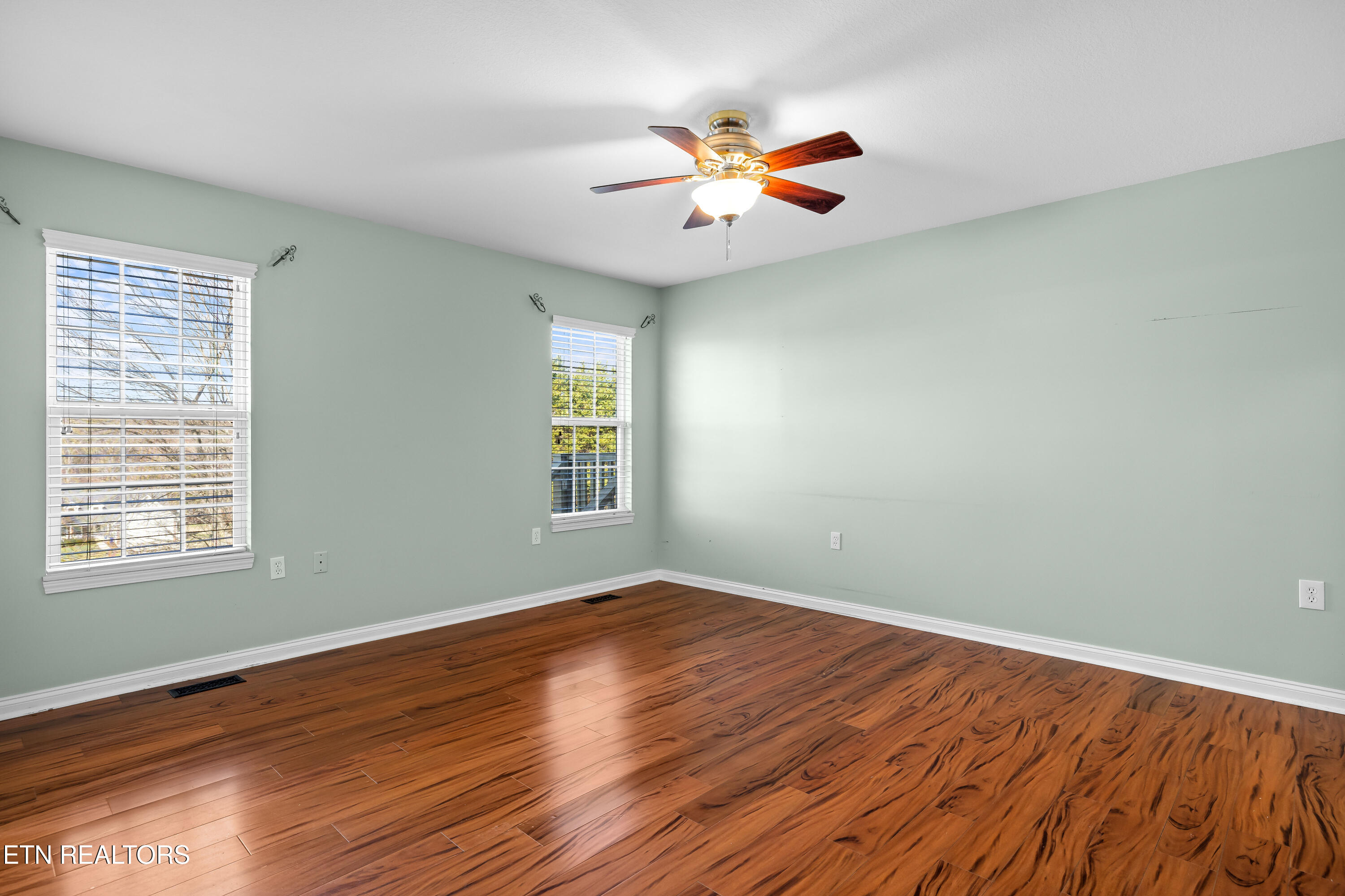 2447 Whisper Creek Drive Friendsville TN 37737
