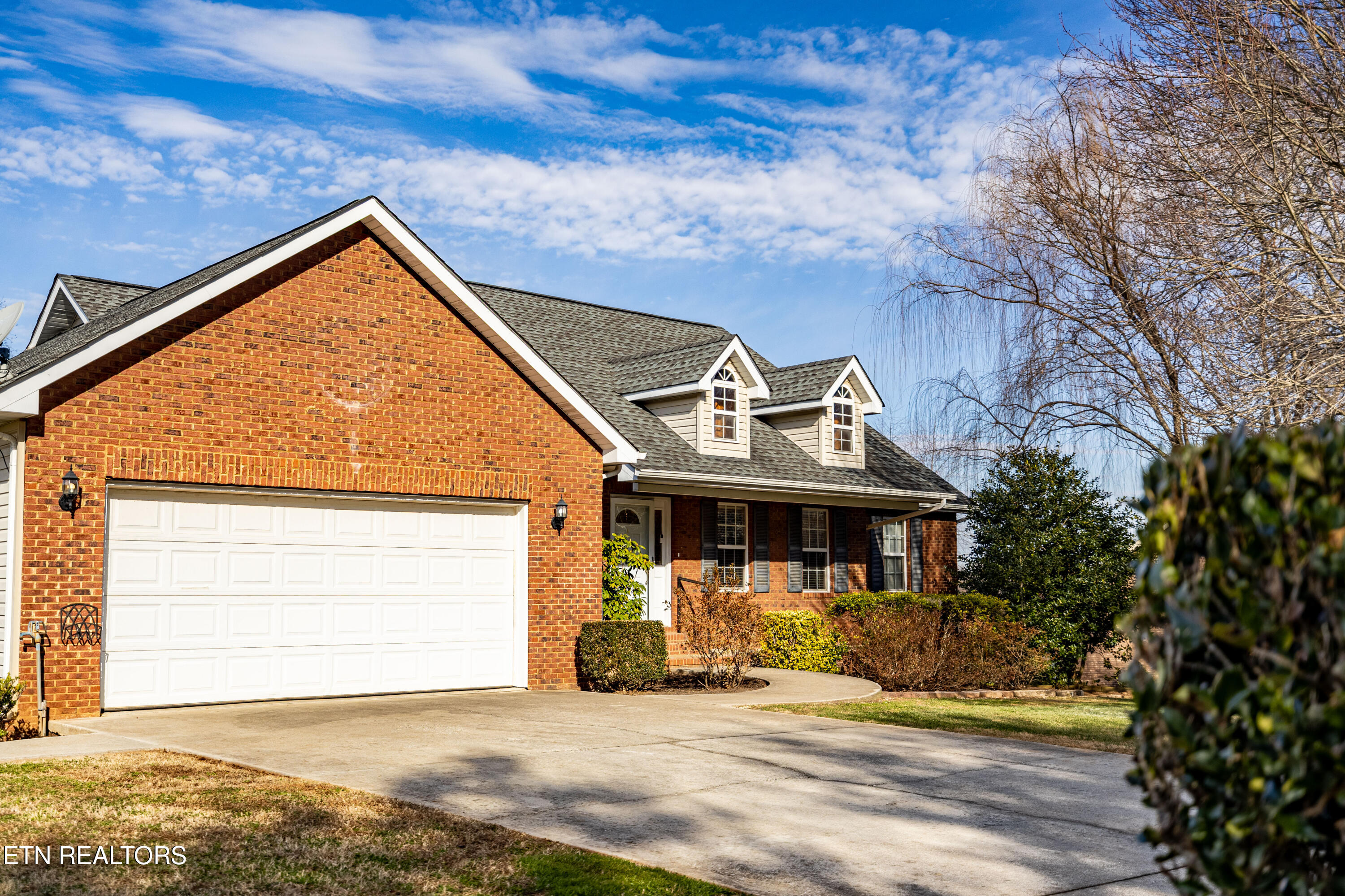 2447 Whisper Creek Drive Friendsville TN 37737