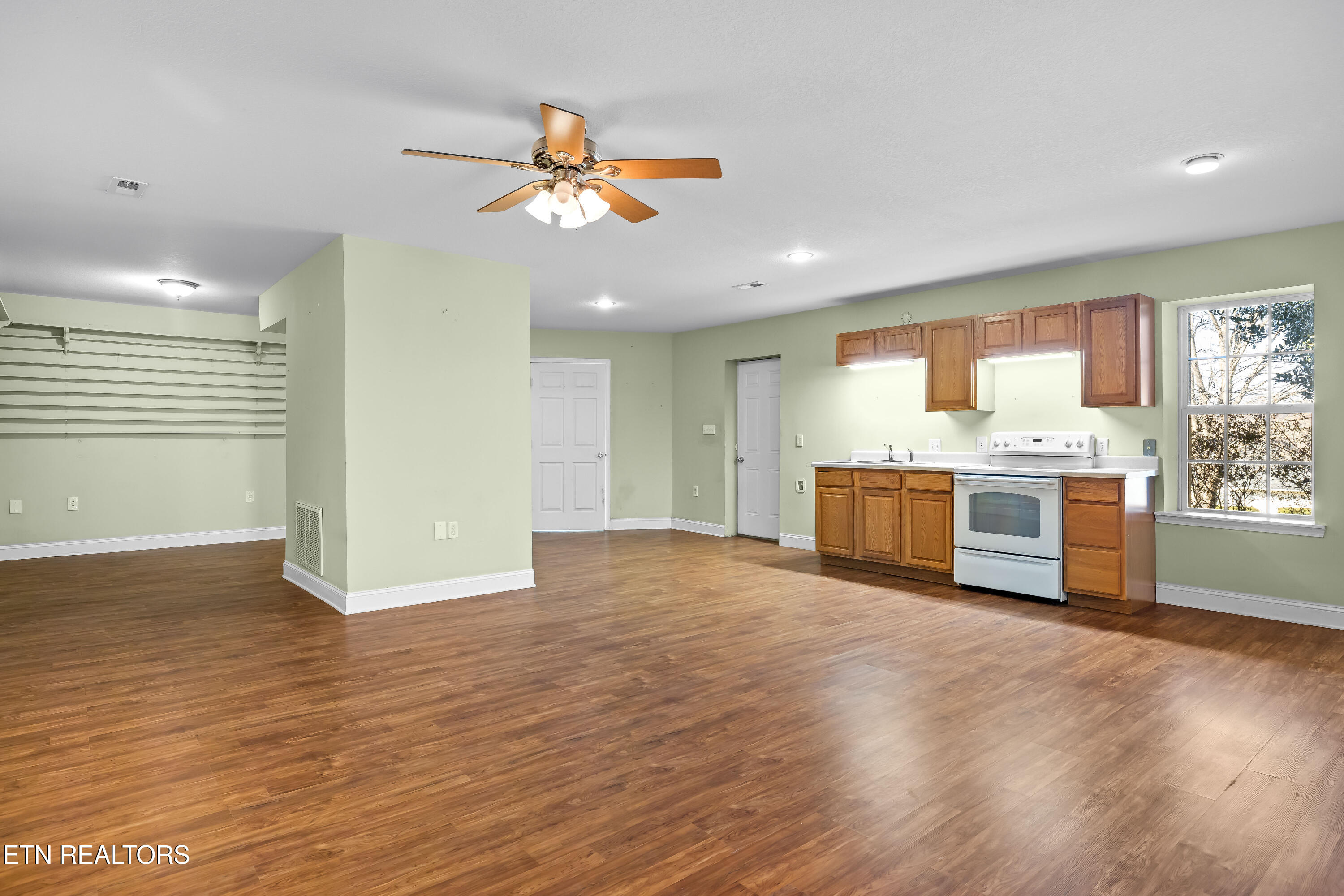 2447 Whisper Creek Drive Friendsville TN 37737