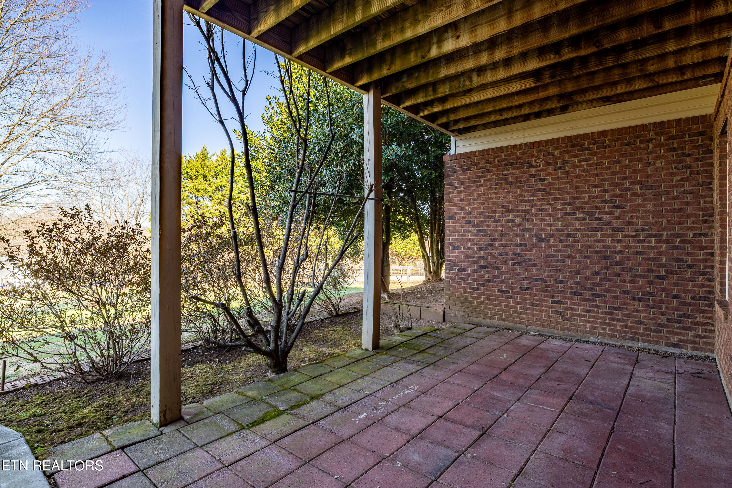 2447 Whisper Creek Drive Friendsville TN 37737