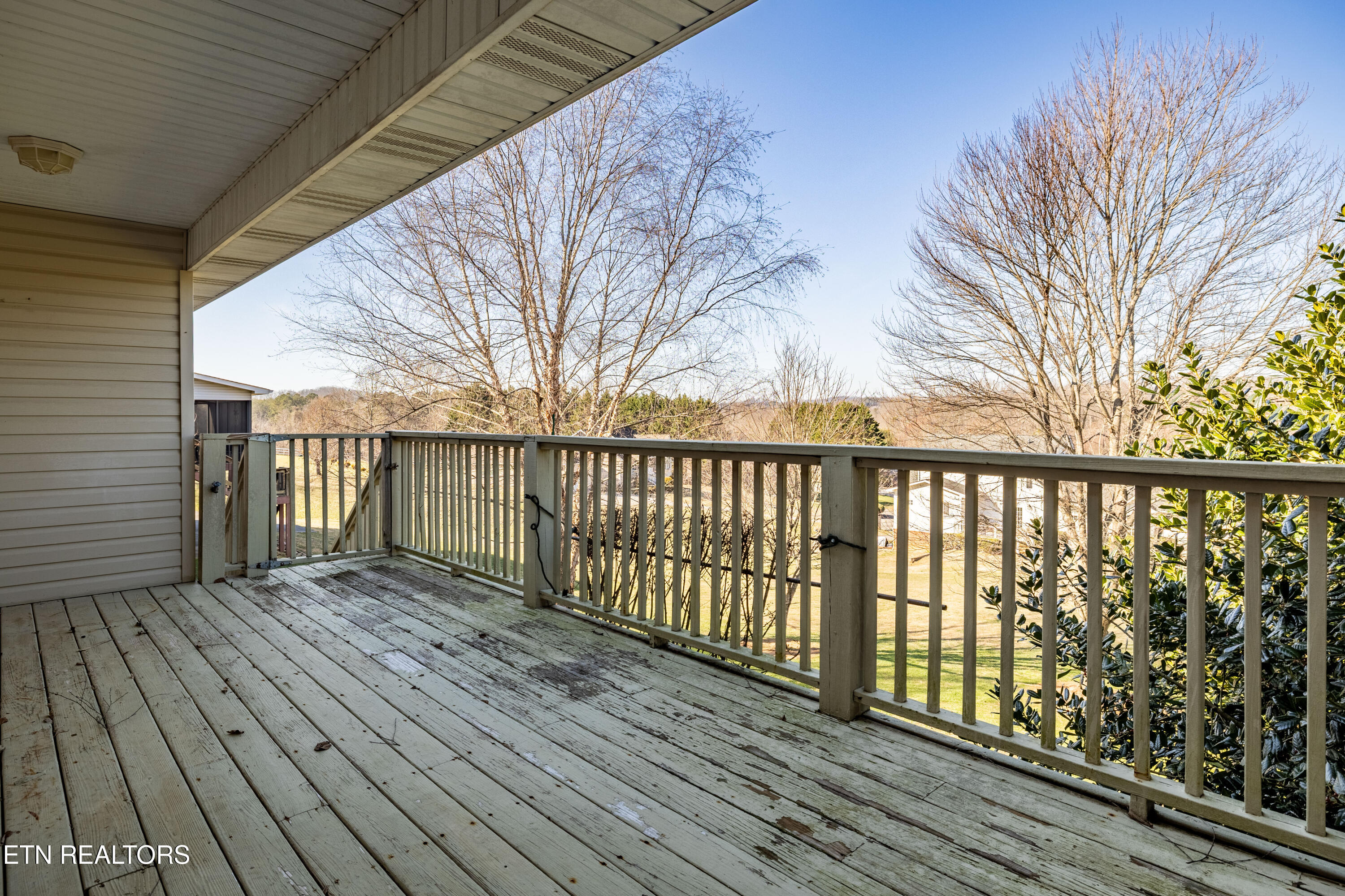 2447 Whisper Creek Drive Friendsville TN 37737