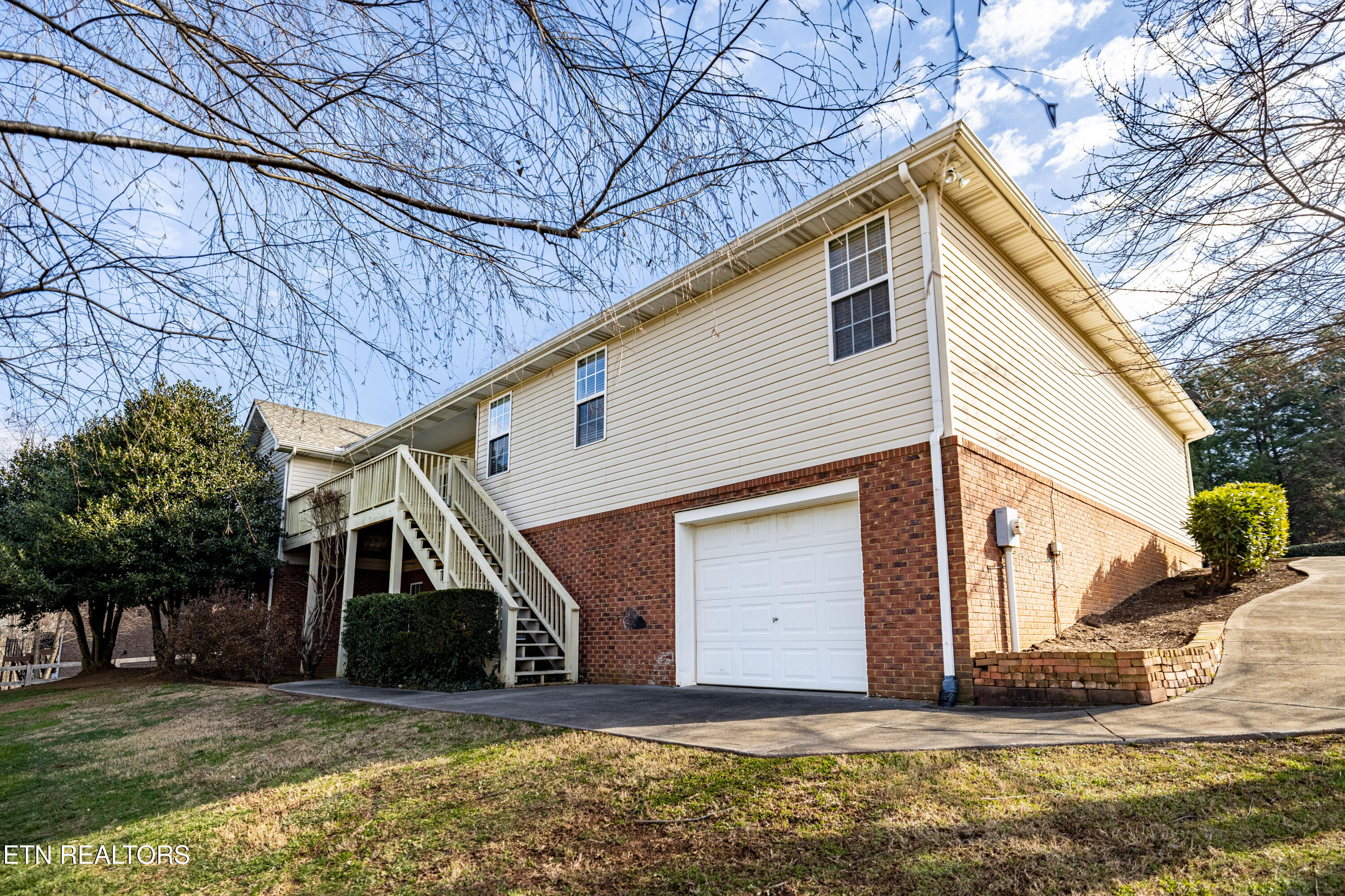 2447 Whisper Creek Drive Friendsville TN 37737