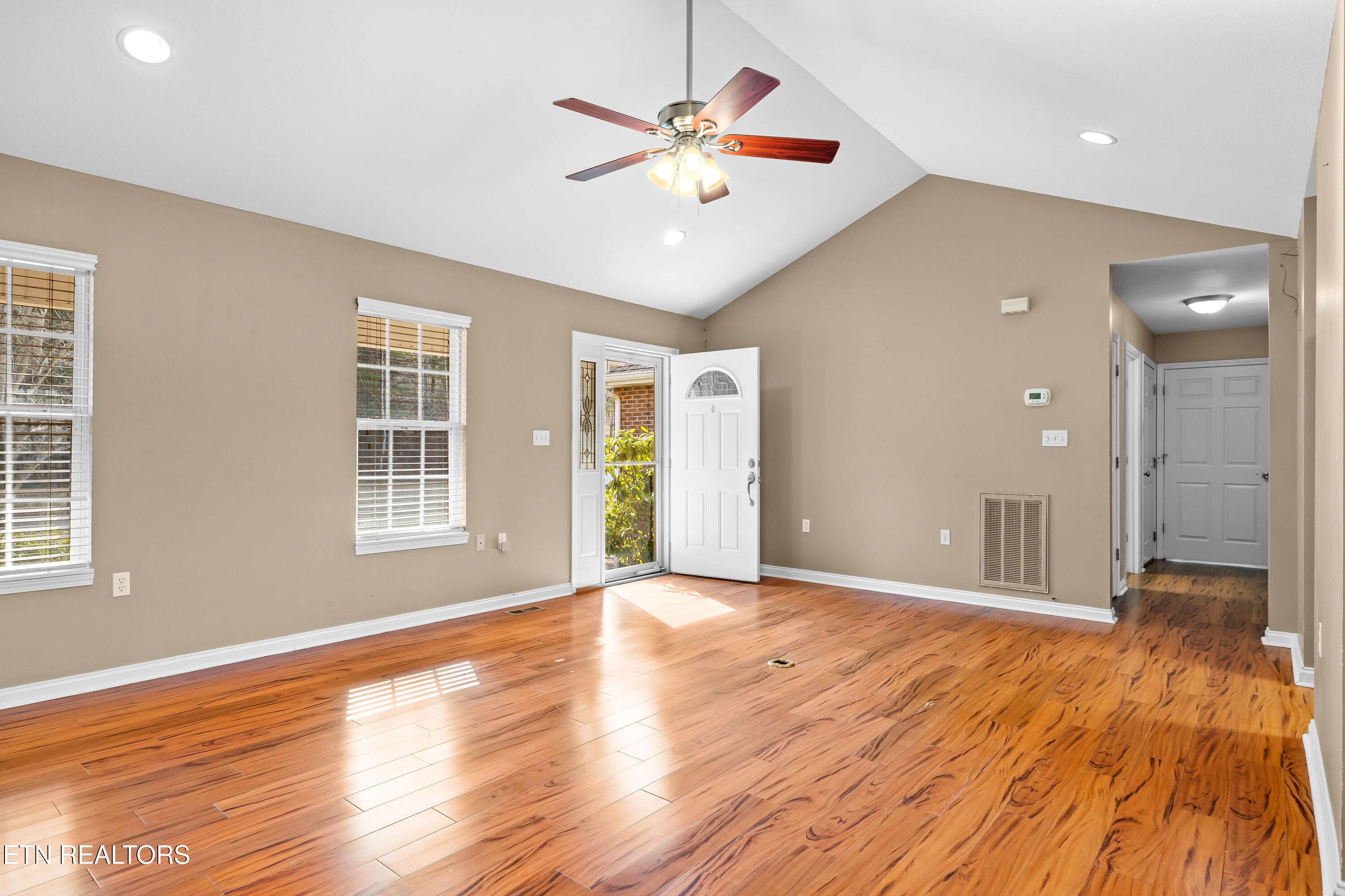 2447 Whisper Creek Drive Friendsville TN 37737
