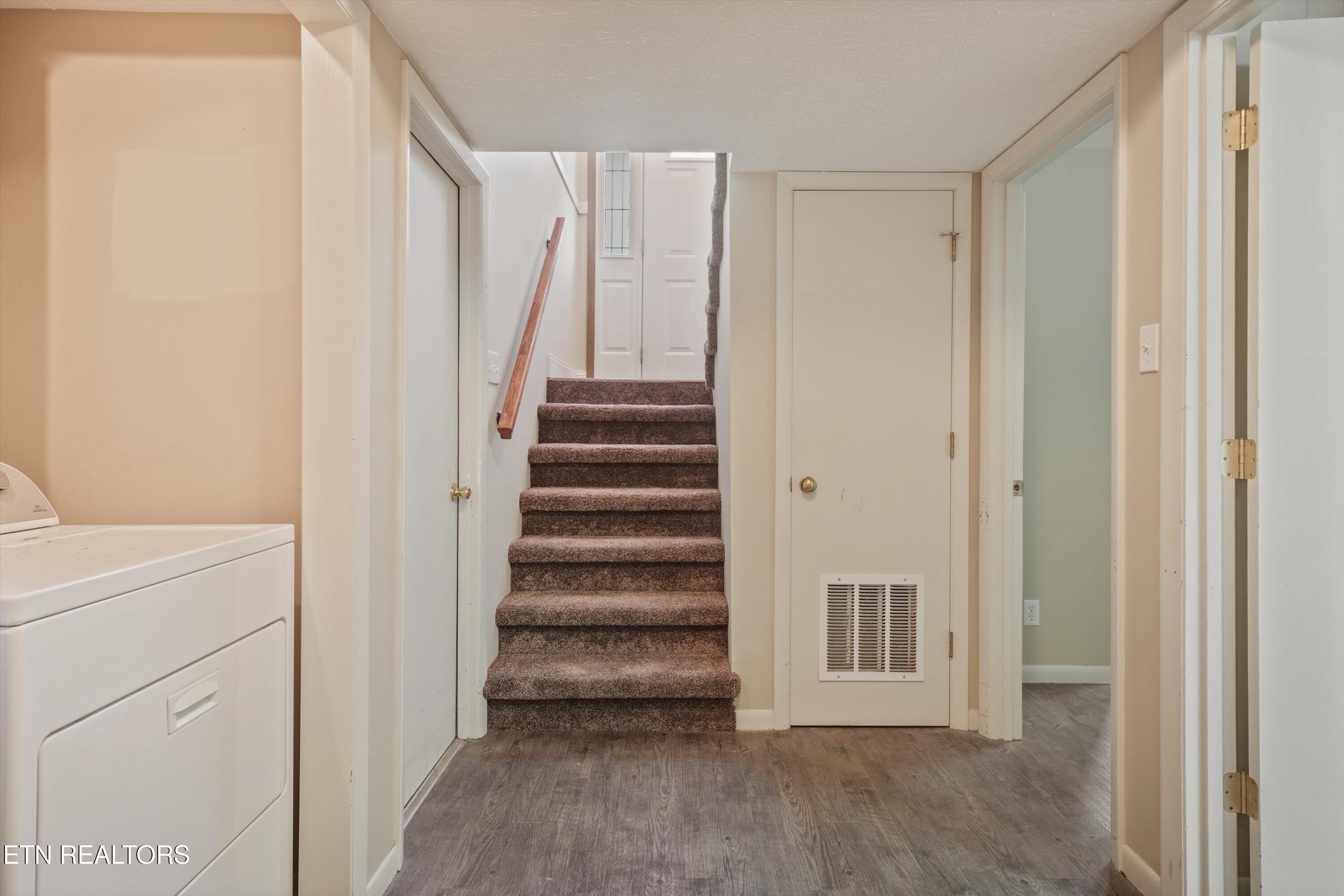 104 Newport Drive Oak Ridge TN 37830