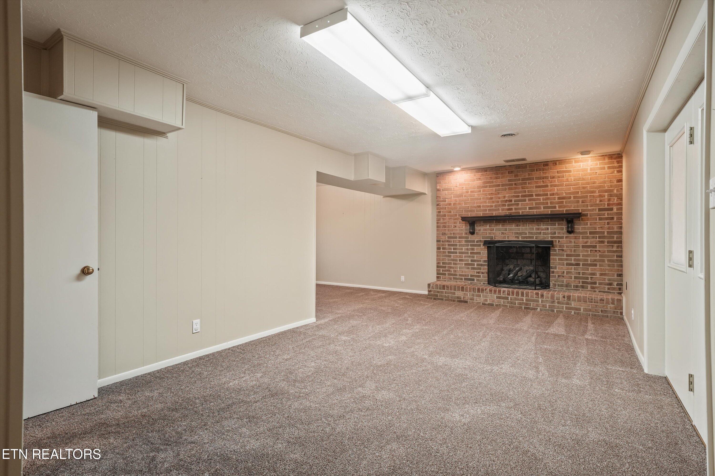 104 Newport Drive Oak Ridge TN 37830
