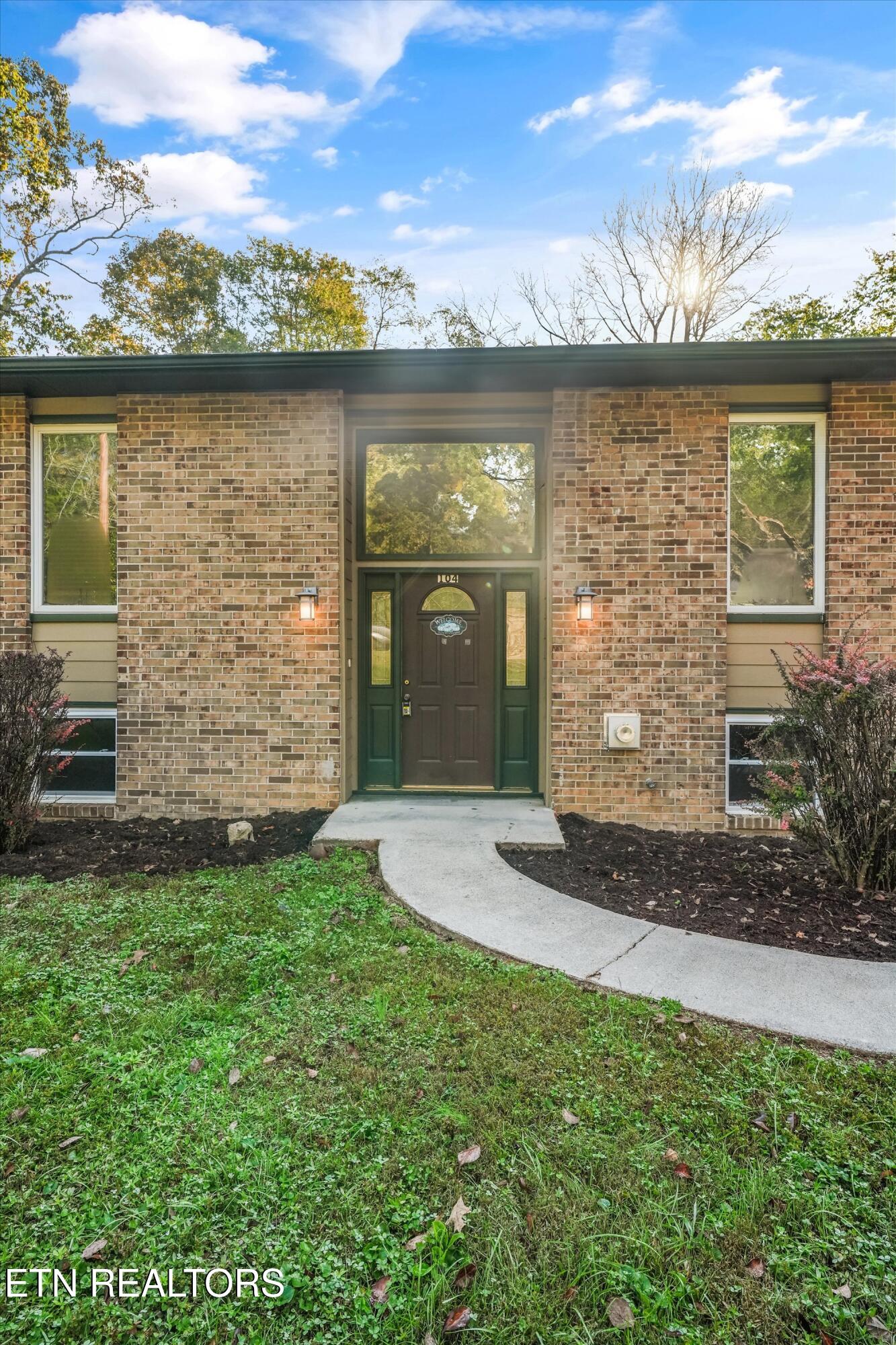 104 Newport Drive Oak Ridge TN 37830