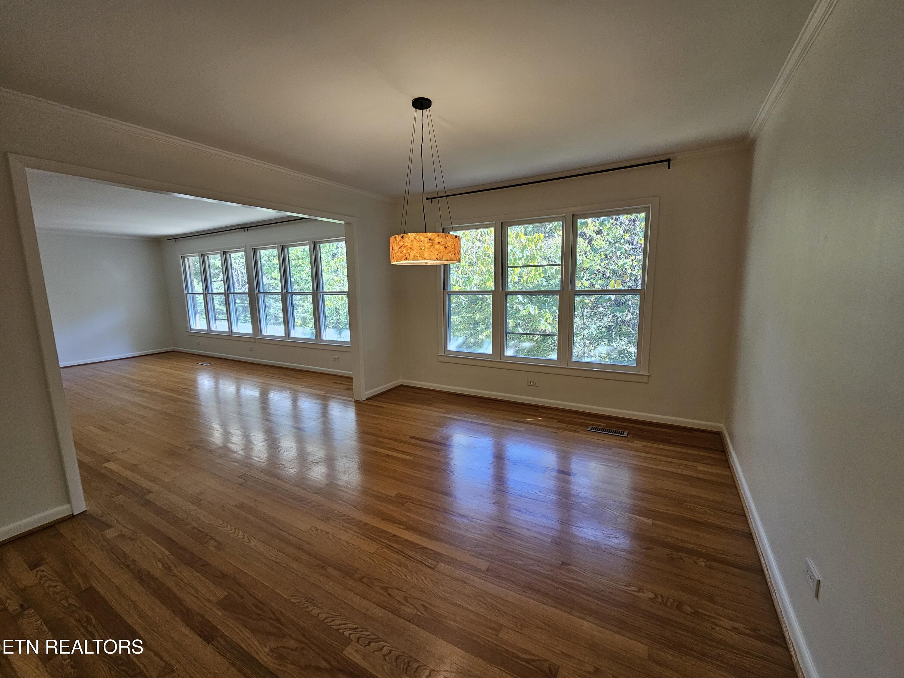 899 W Outer Drive Oak Ridge TN 37830