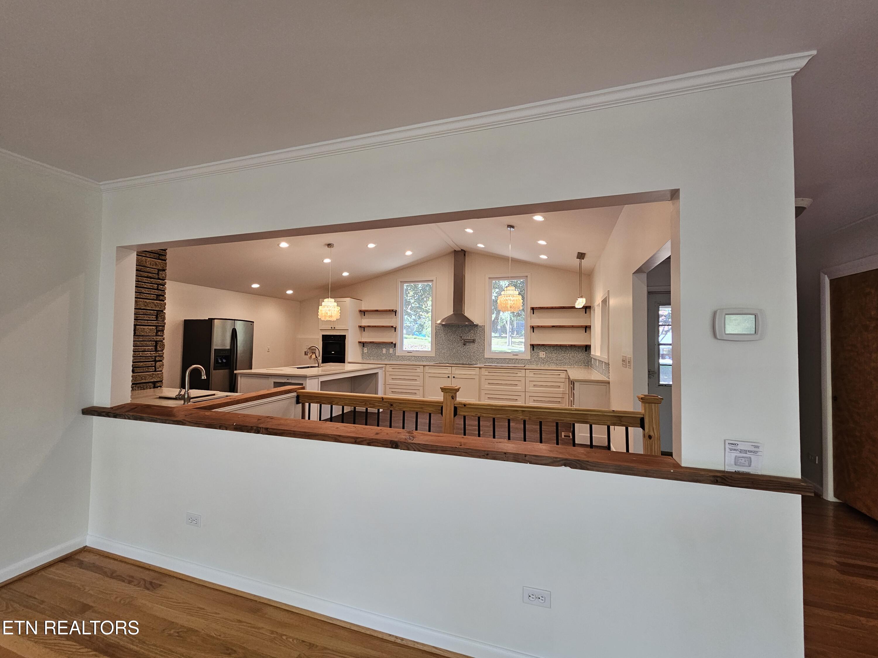 899 W Outer Drive Oak Ridge TN 37830