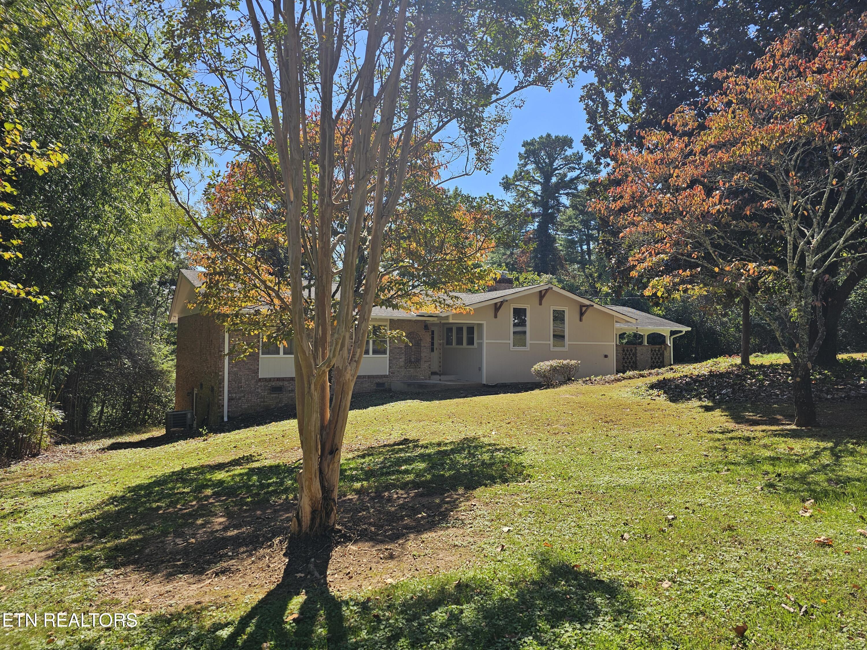 899 W Outer Drive Oak Ridge TN 37830