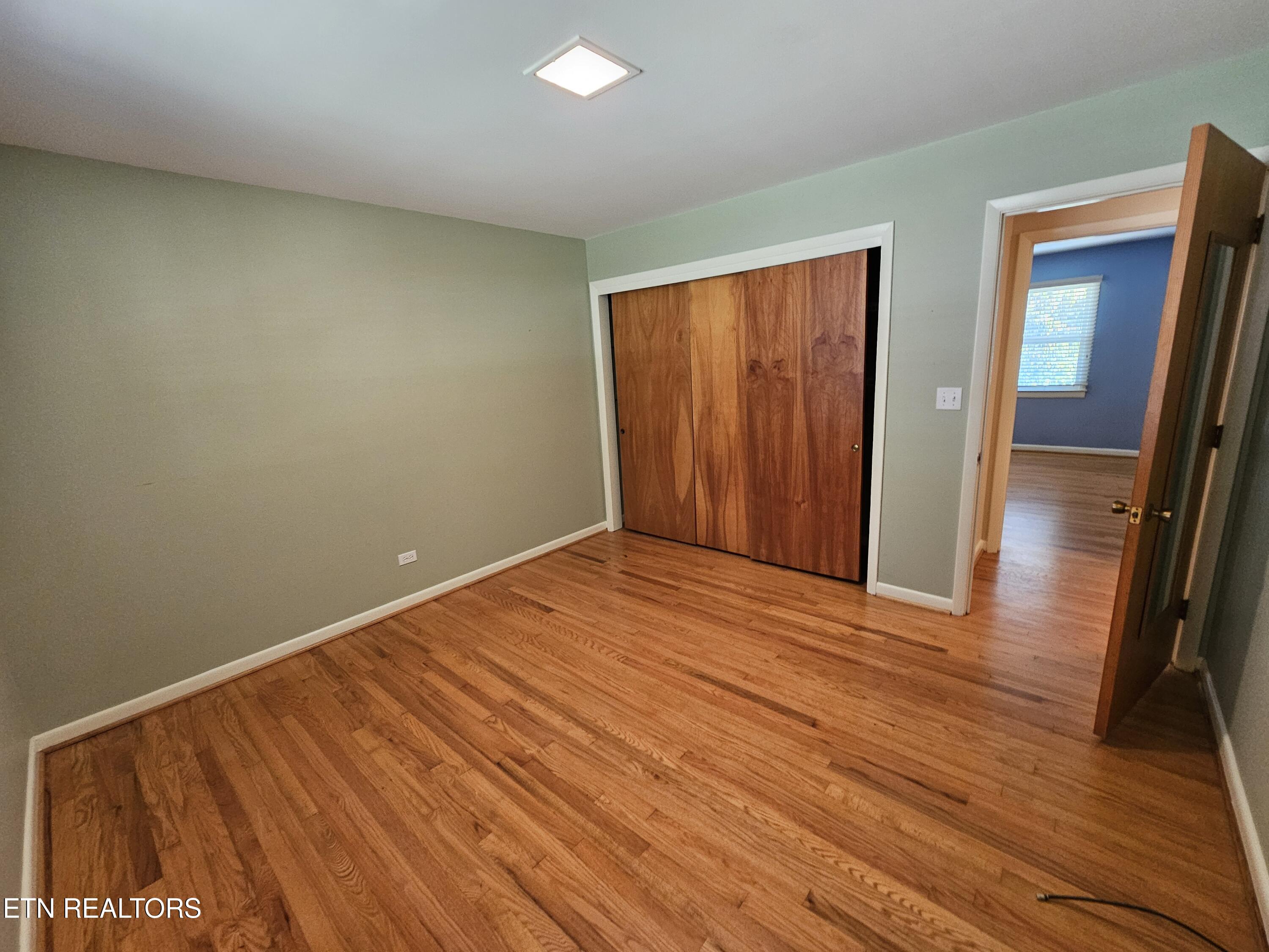 899 W Outer Drive Oak Ridge TN 37830