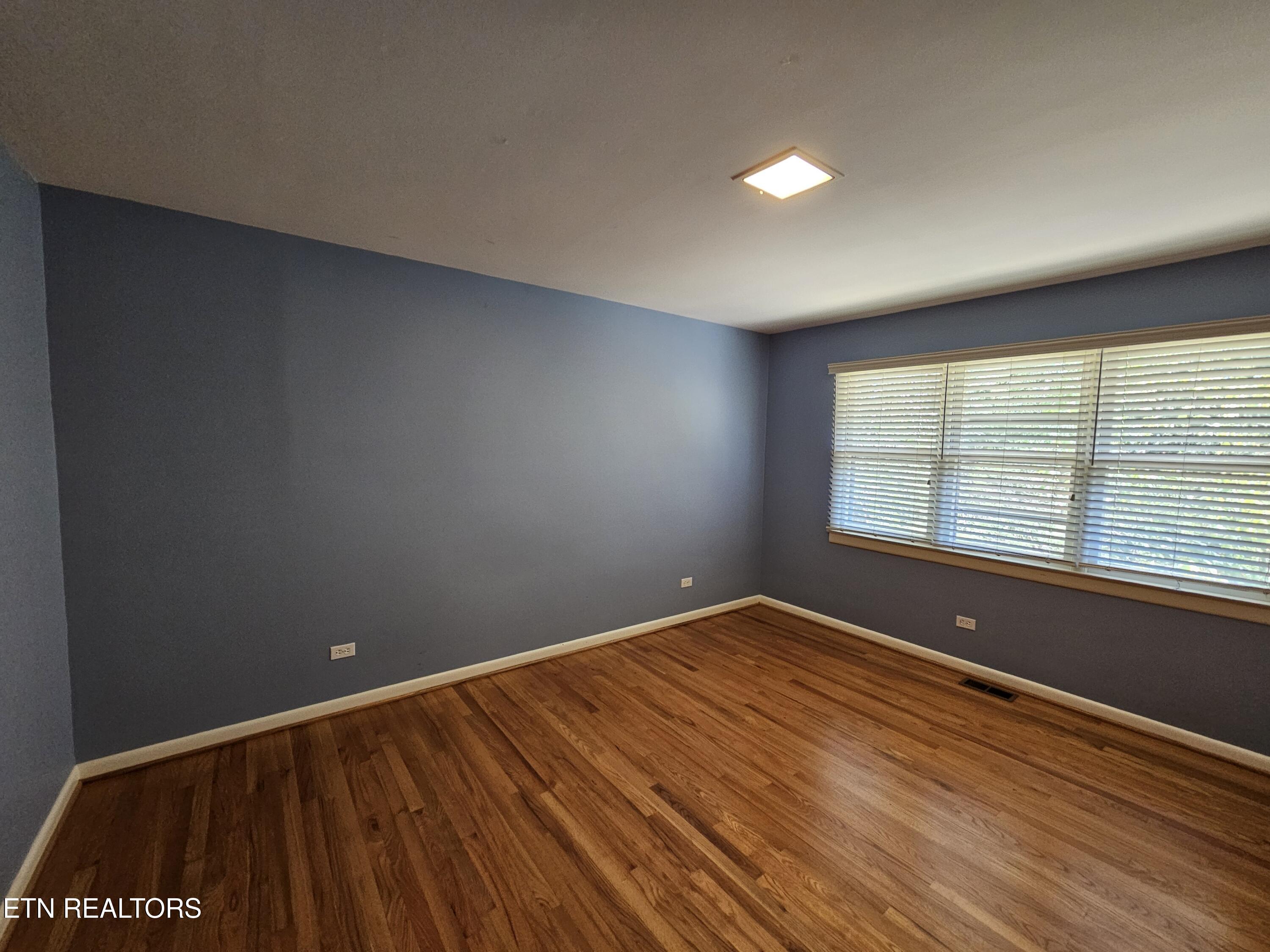 899 W Outer Drive Oak Ridge TN 37830