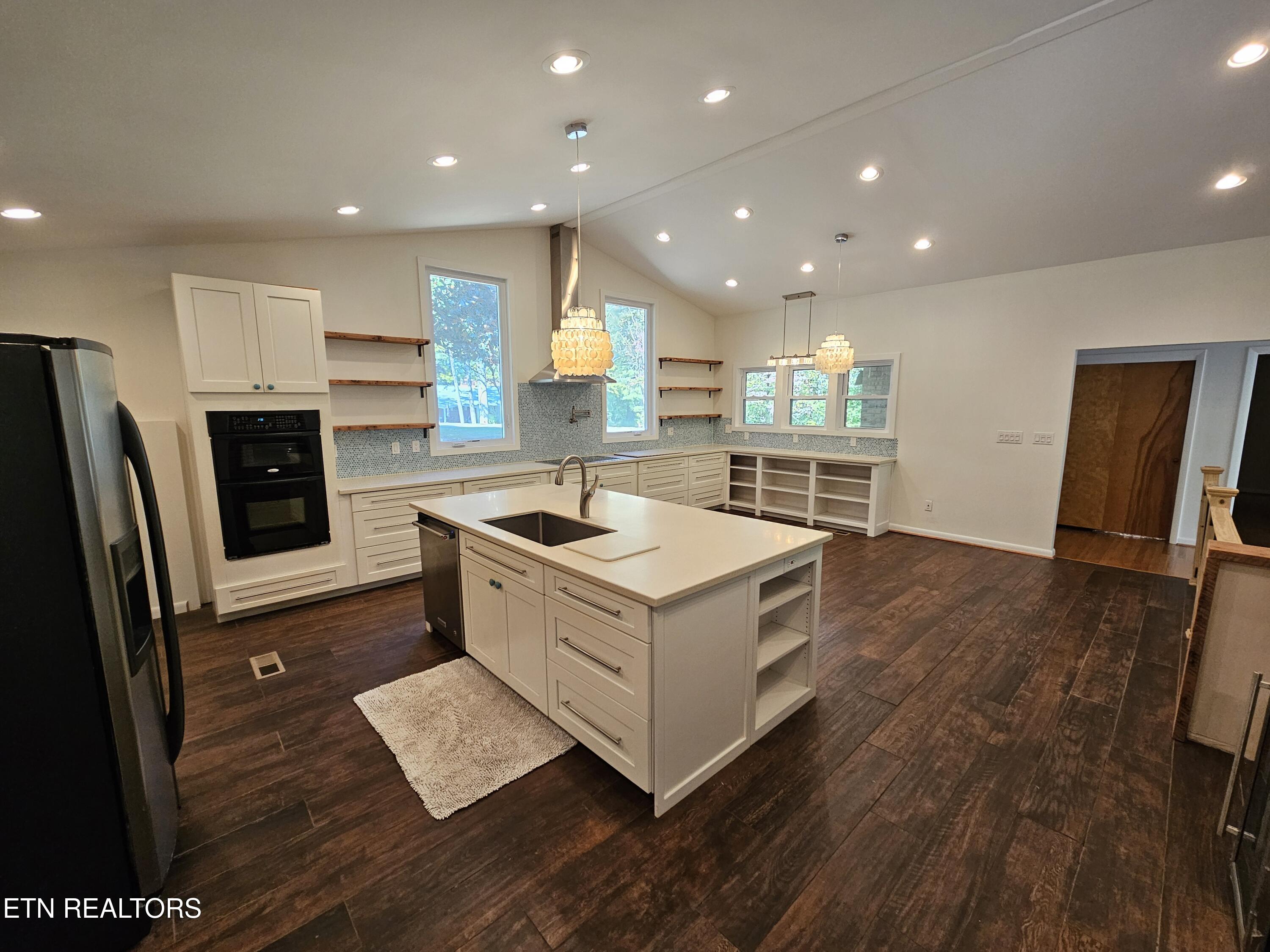 899 W Outer Drive Oak Ridge TN 37830