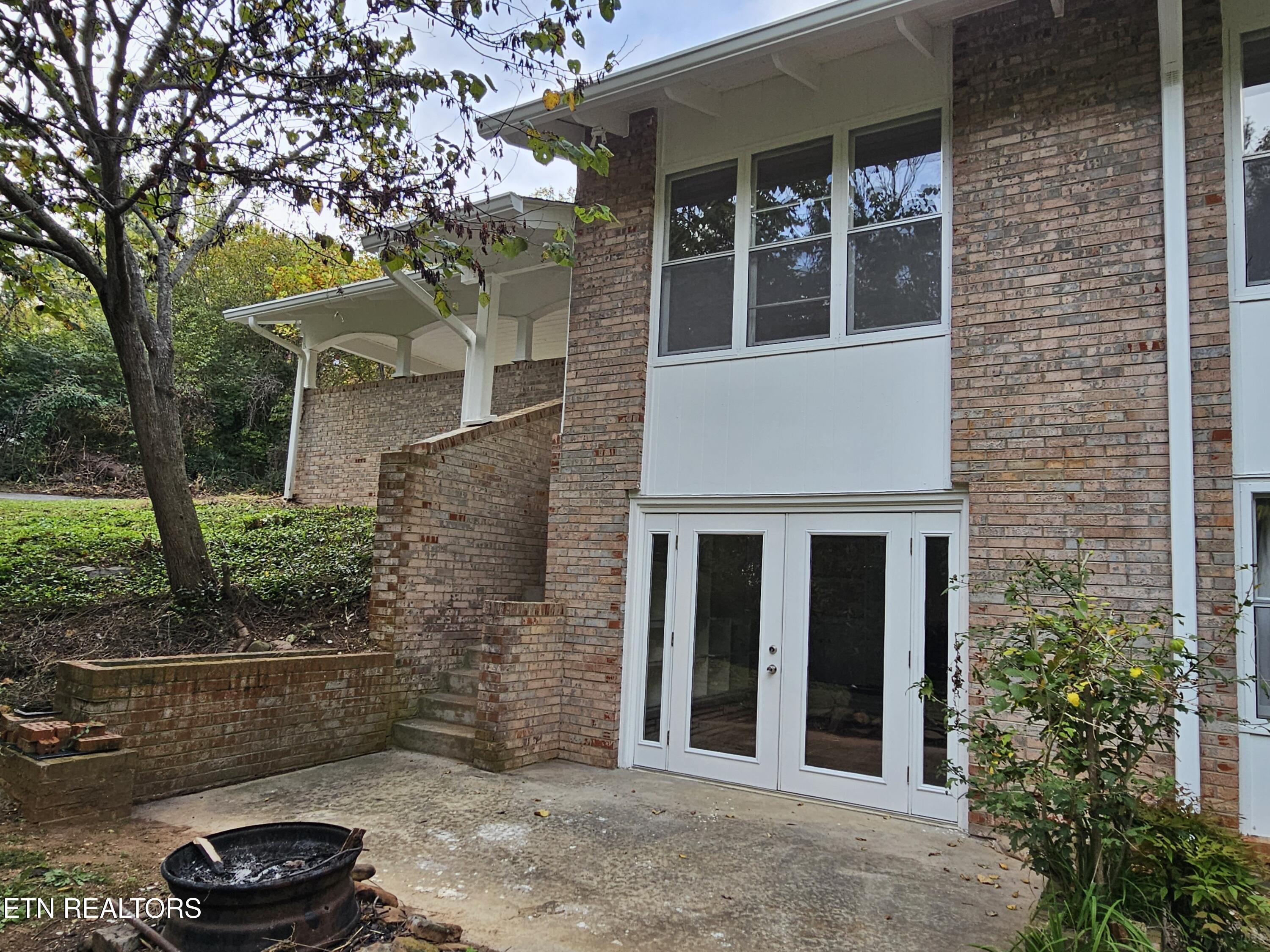 899 W Outer Drive Oak Ridge TN 37830
