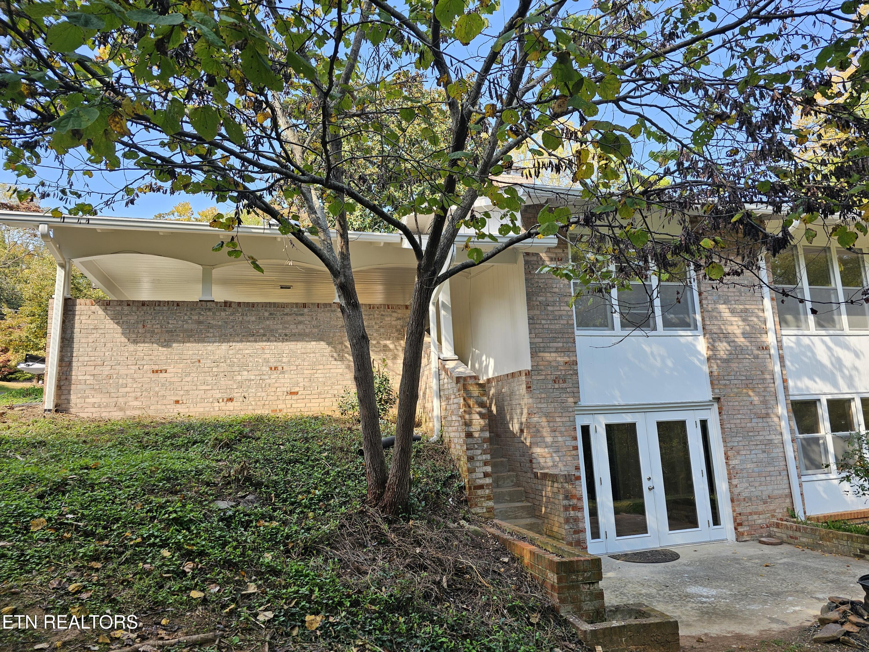 899 W Outer Drive Oak Ridge TN 37830
