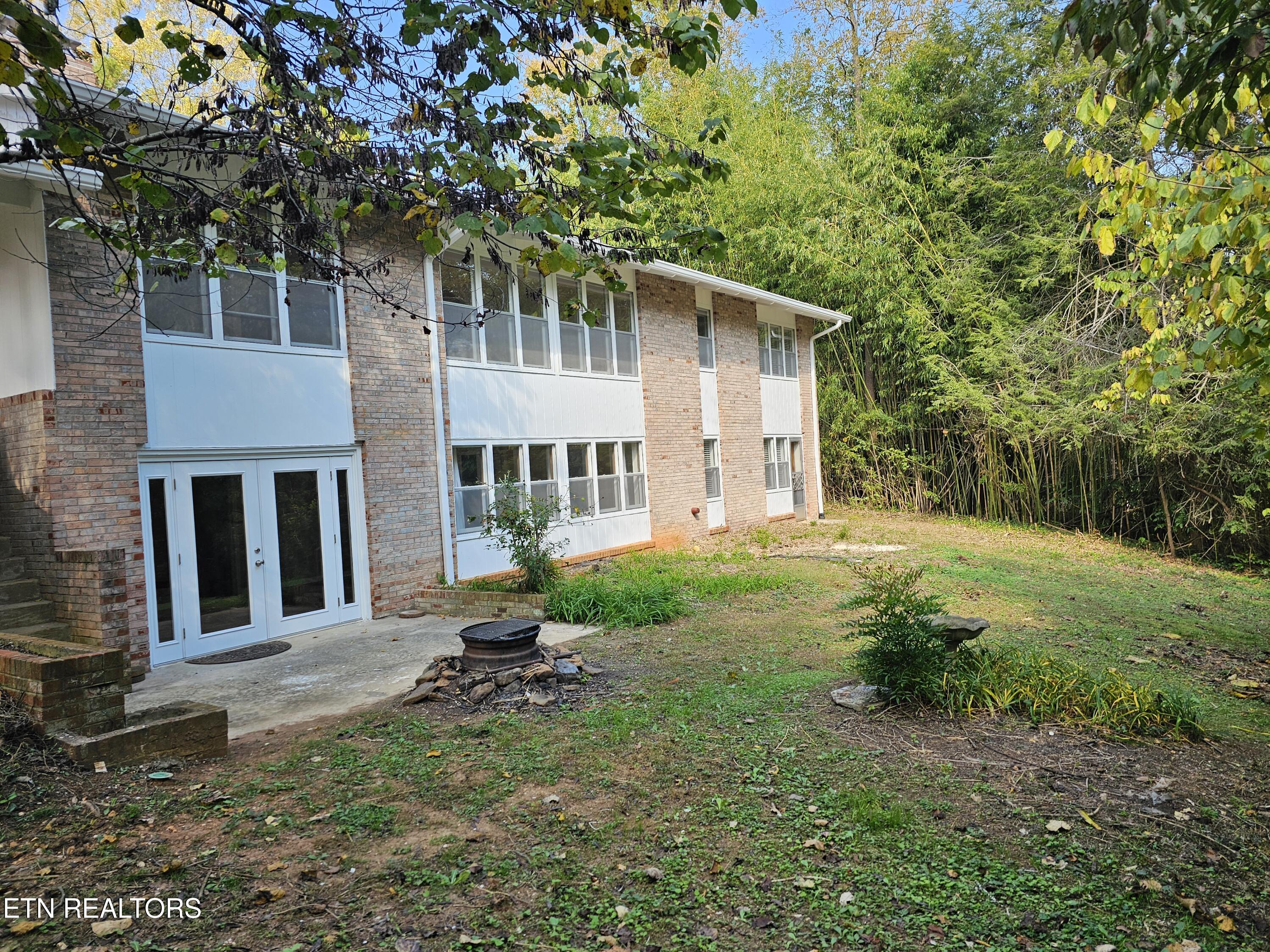 899 W Outer Drive Oak Ridge TN 37830