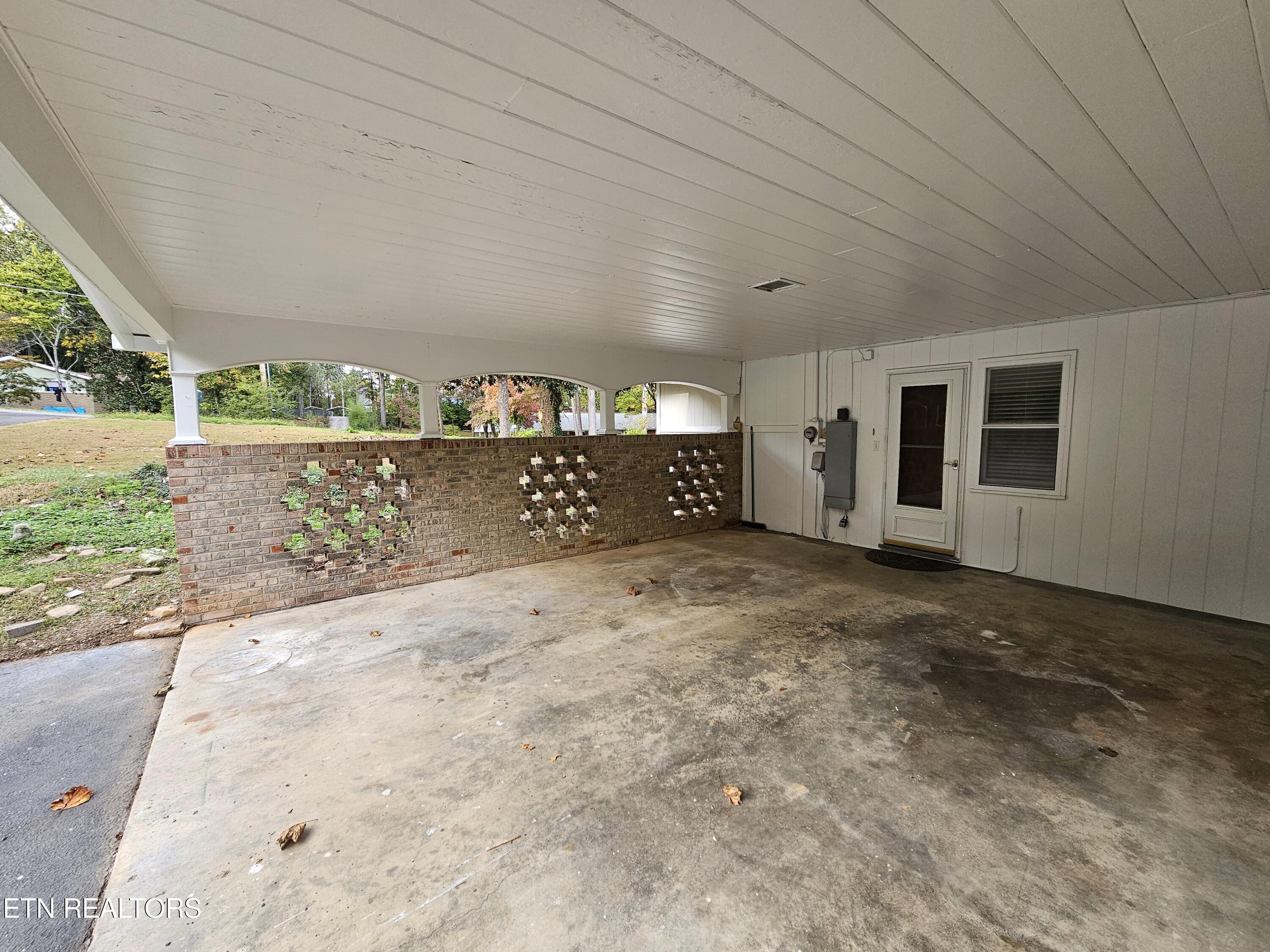 899 W Outer Drive Oak Ridge TN 37830