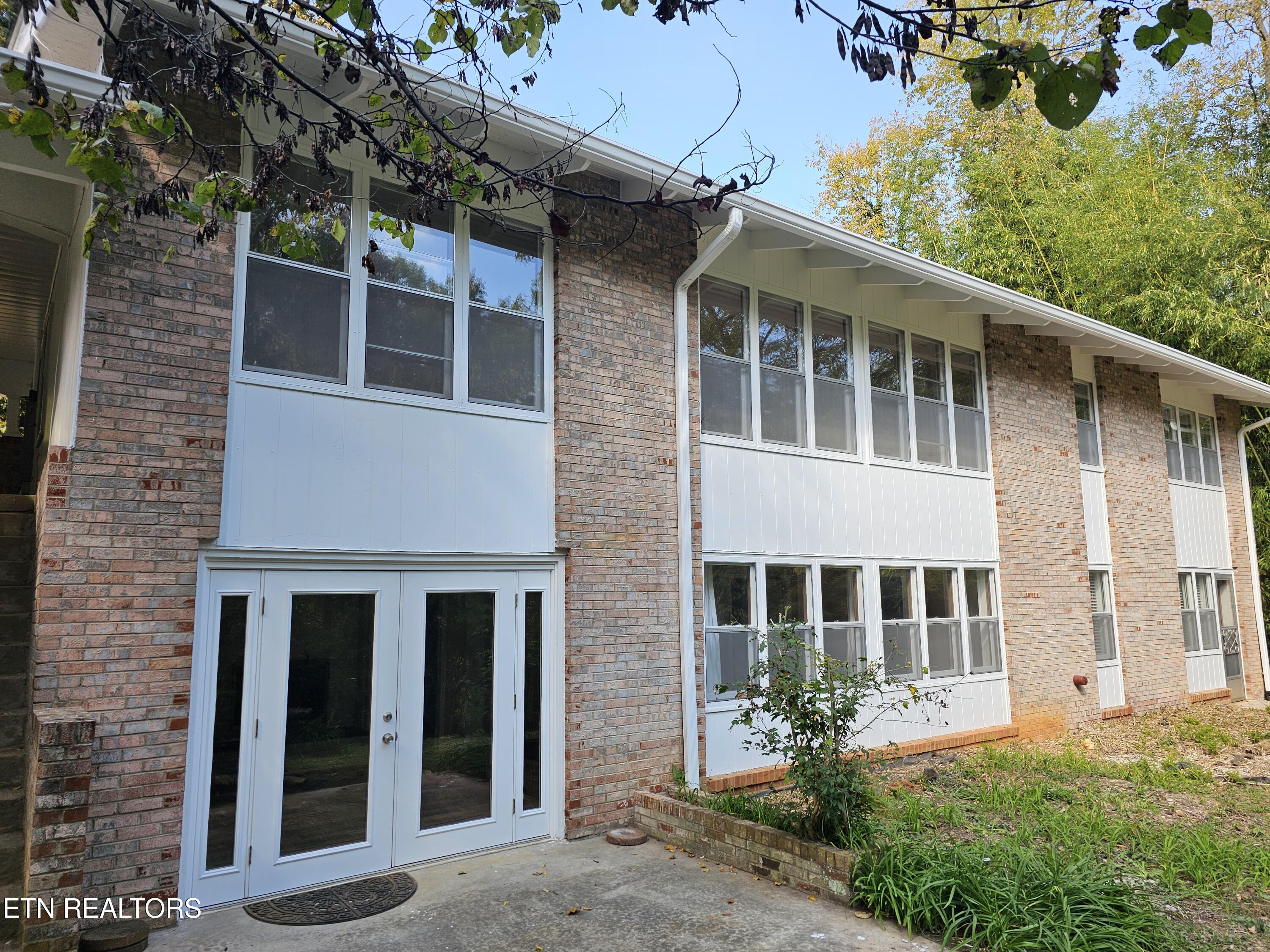 899 W Outer Drive Oak Ridge TN 37830