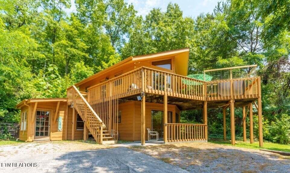 2033 Luzerne Drive Gatlinburg TN 37738