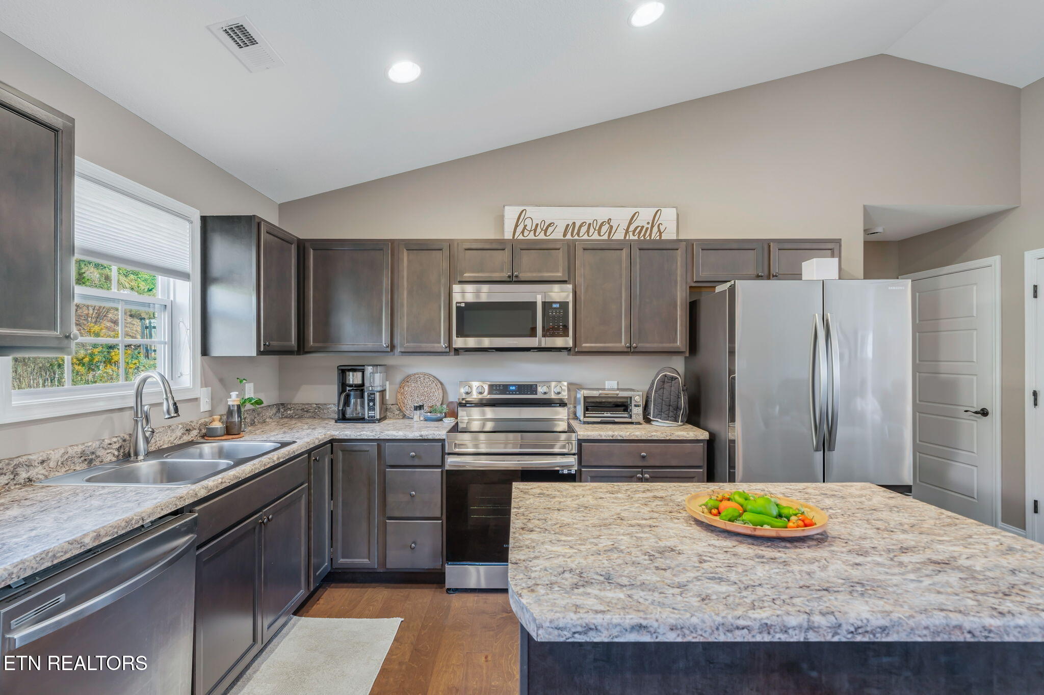 5519 Berkley Landing Lane Knoxville TN 37918