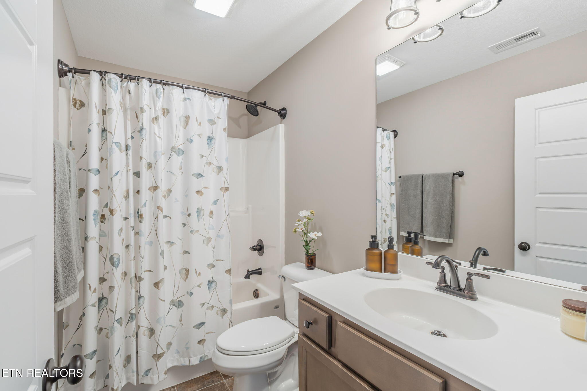 5519 Berkley Landing Lane Knoxville TN 37918
