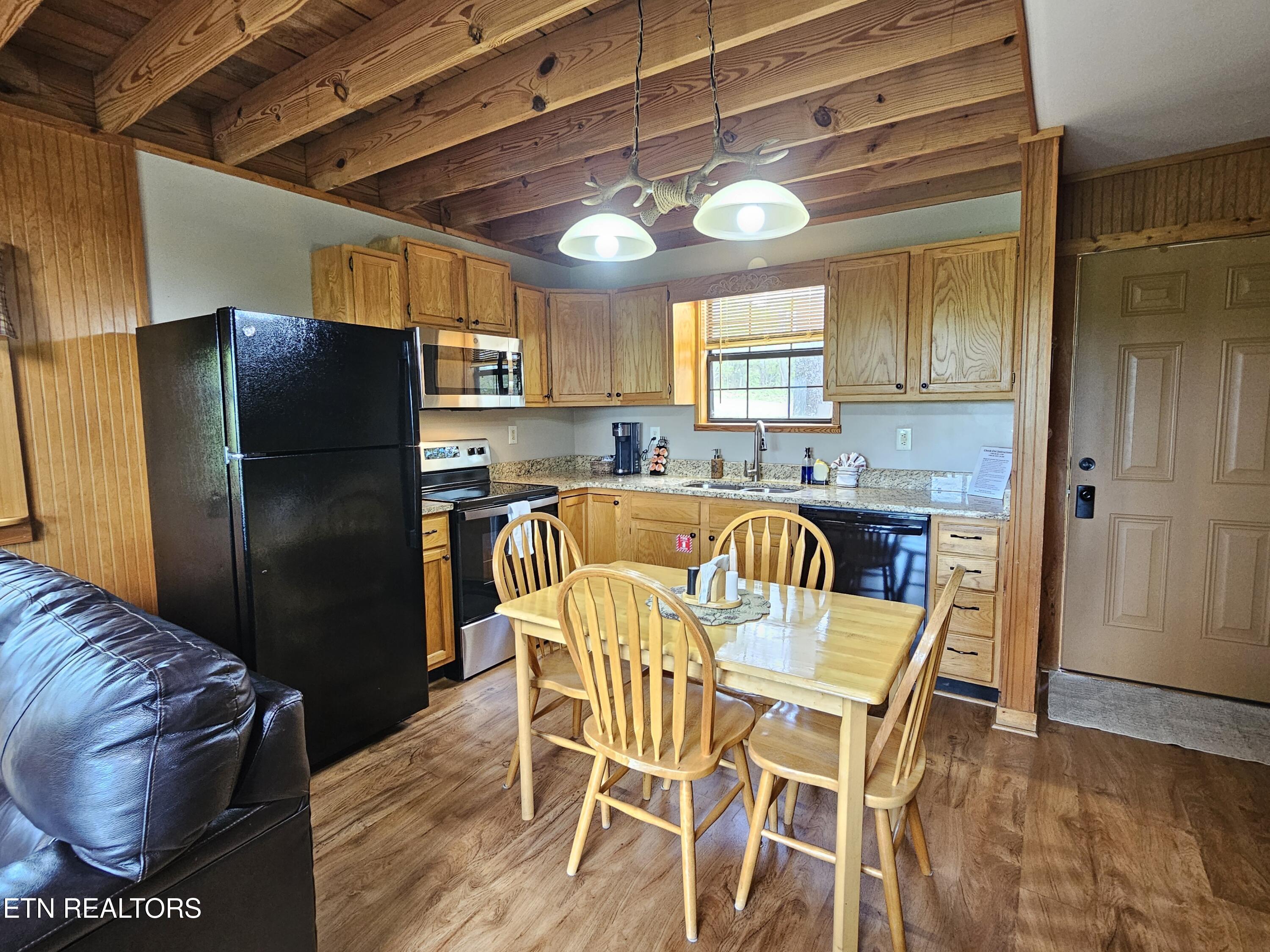 3827 Getta Way Gatlinburg TN 37738