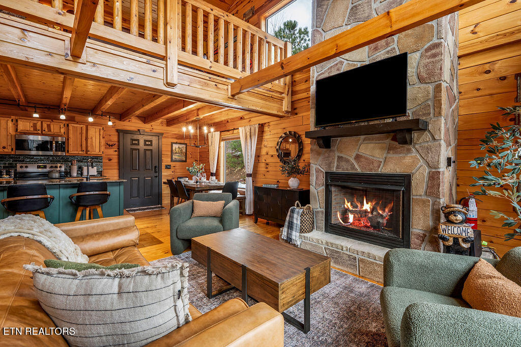 1032 Twin Oaks Road Gatlinburg TN 37738
