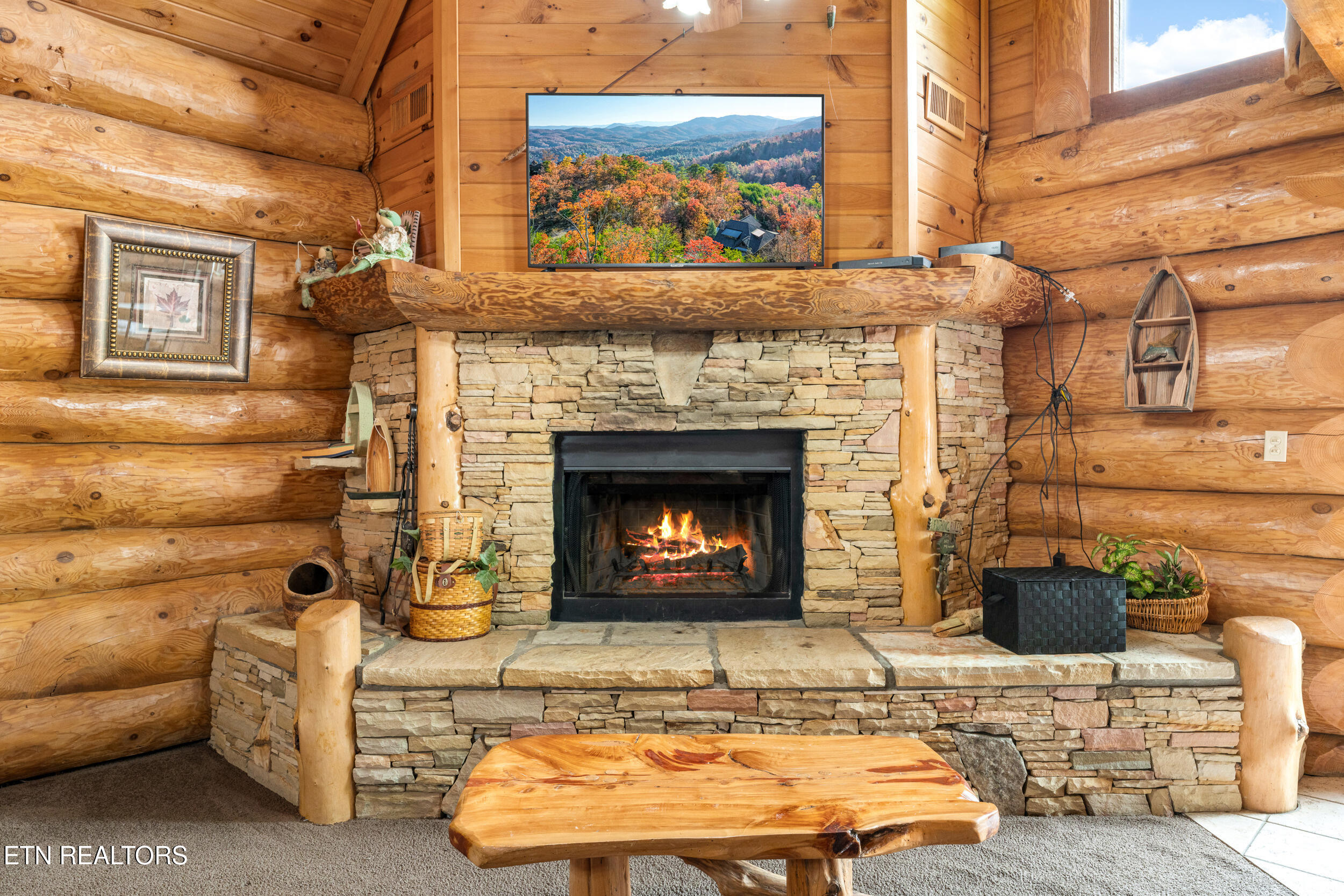 617 Almost Heaven Way Gatlinburg TN 37738