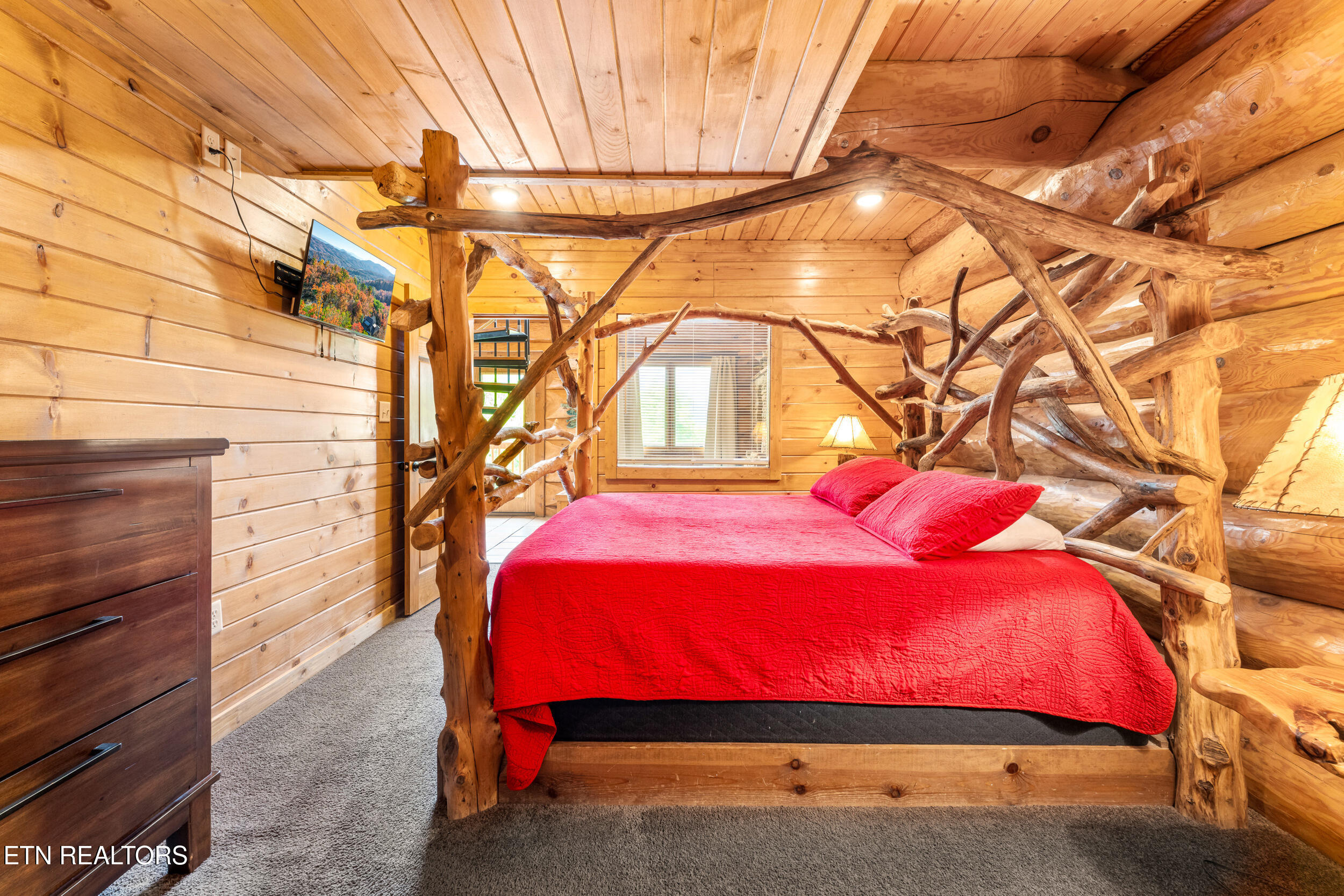 617 Almost Heaven Way Gatlinburg TN 37738