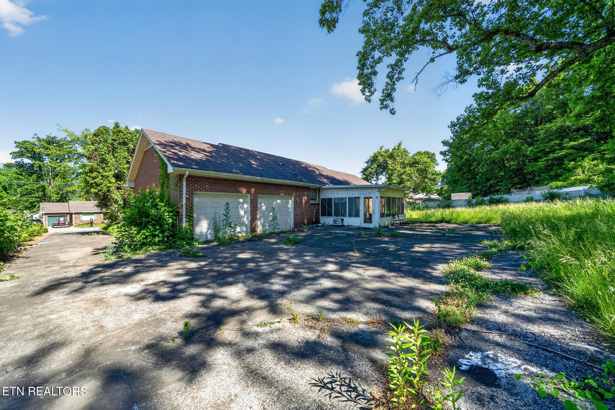 523 Linda Lane Clarksville TN 37042