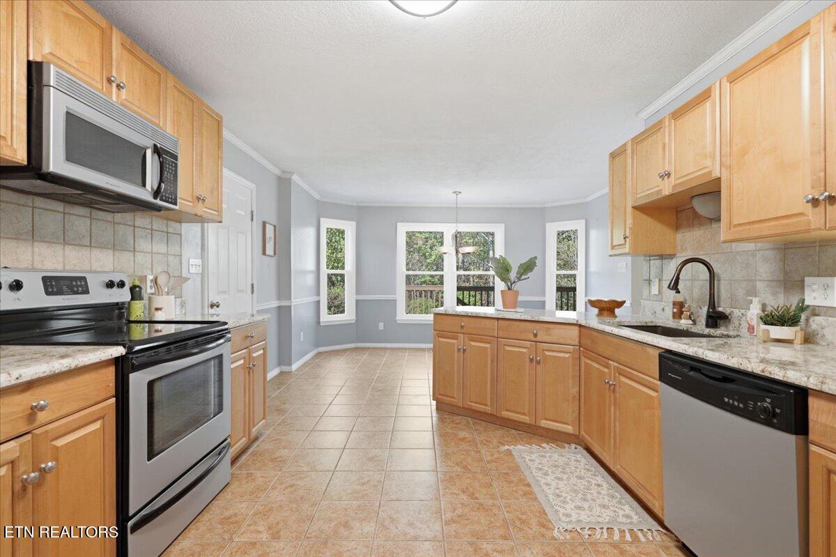 190 Country Walk Drive Powell TN 37849