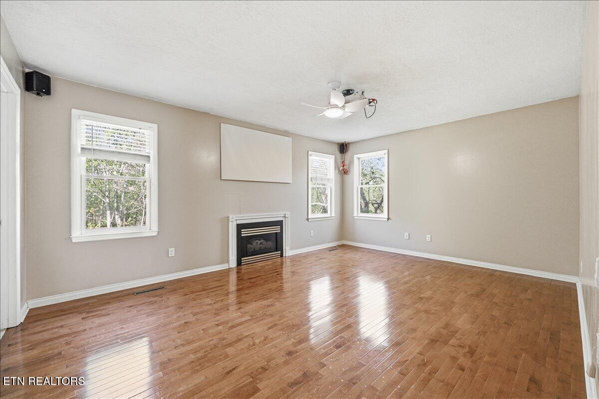 190 Country Walk Drive Powell TN 37849