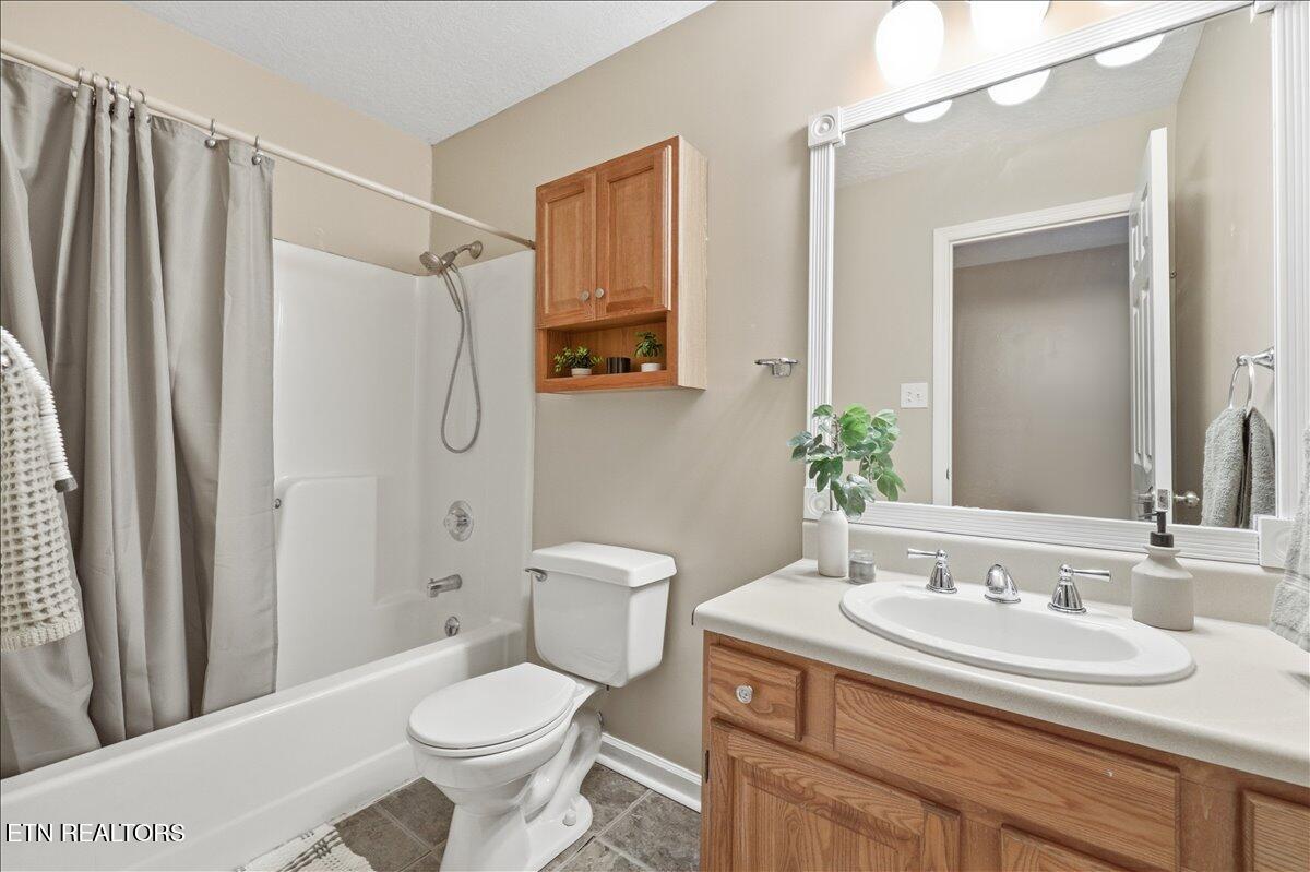 190 Country Walk Drive Powell TN 37849