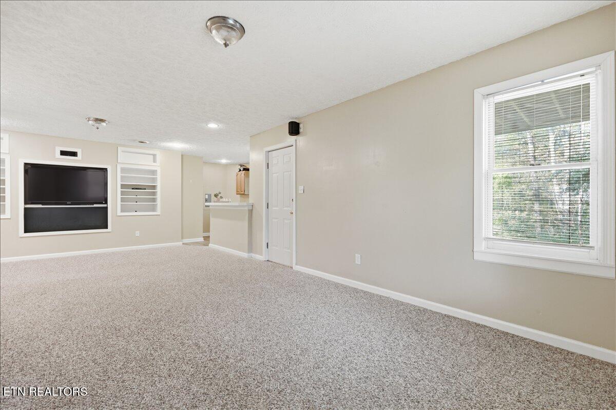 190 Country Walk Drive Powell TN 37849