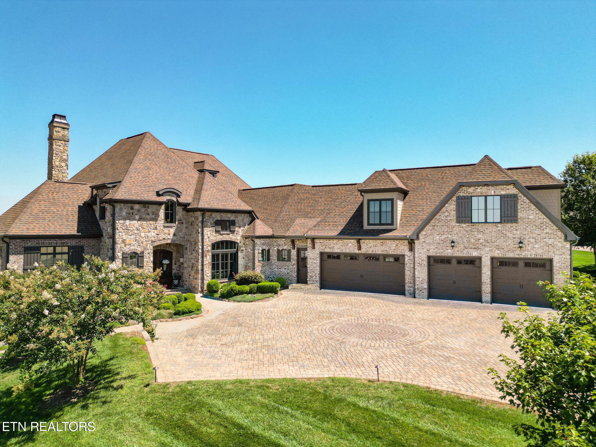 497 Southern Way Lenoir City TN 37772