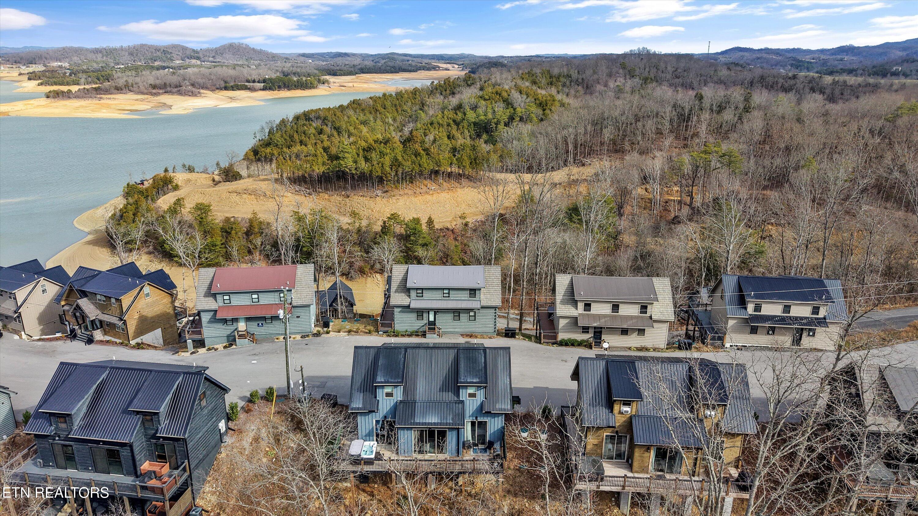 1367 Lake Haven Way Sevierville TN 37876