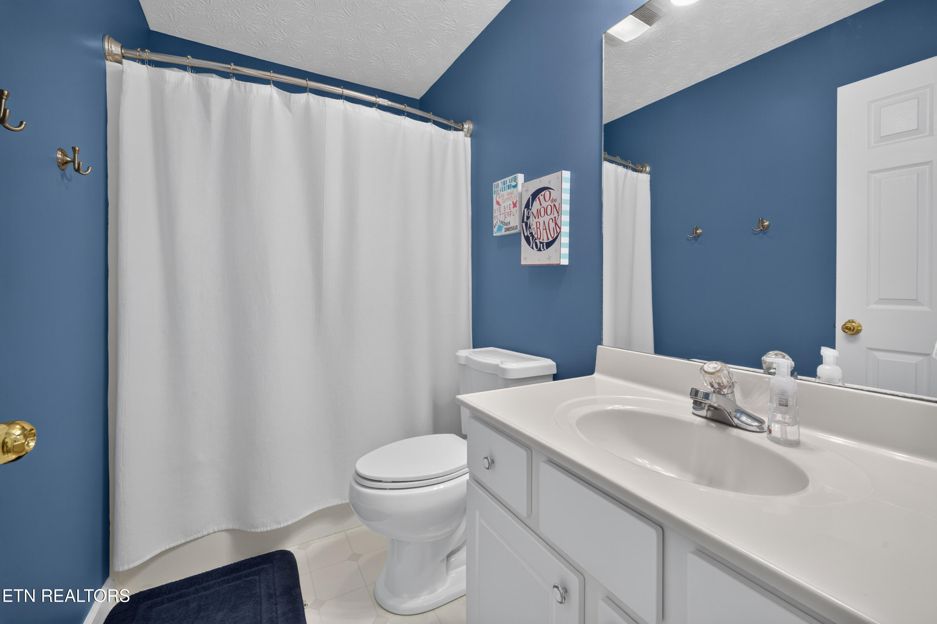 8112 Legacy Lane Knoxville TN 37919
