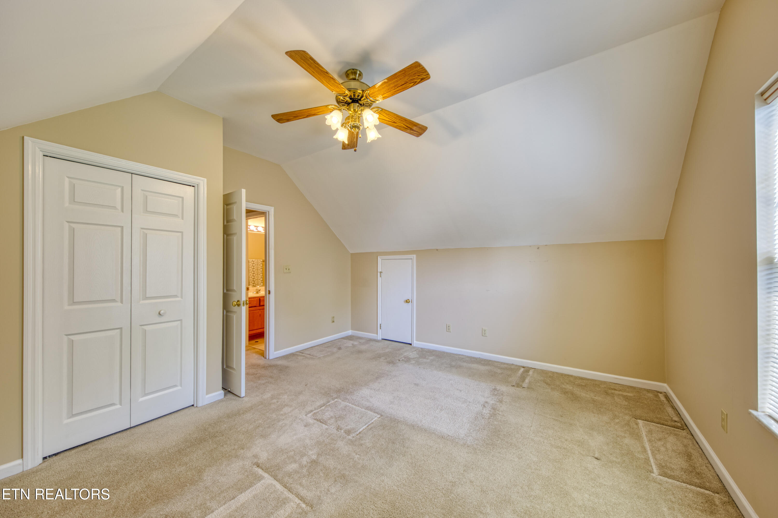 1336 Grenoble Drive Knoxville TN 37909