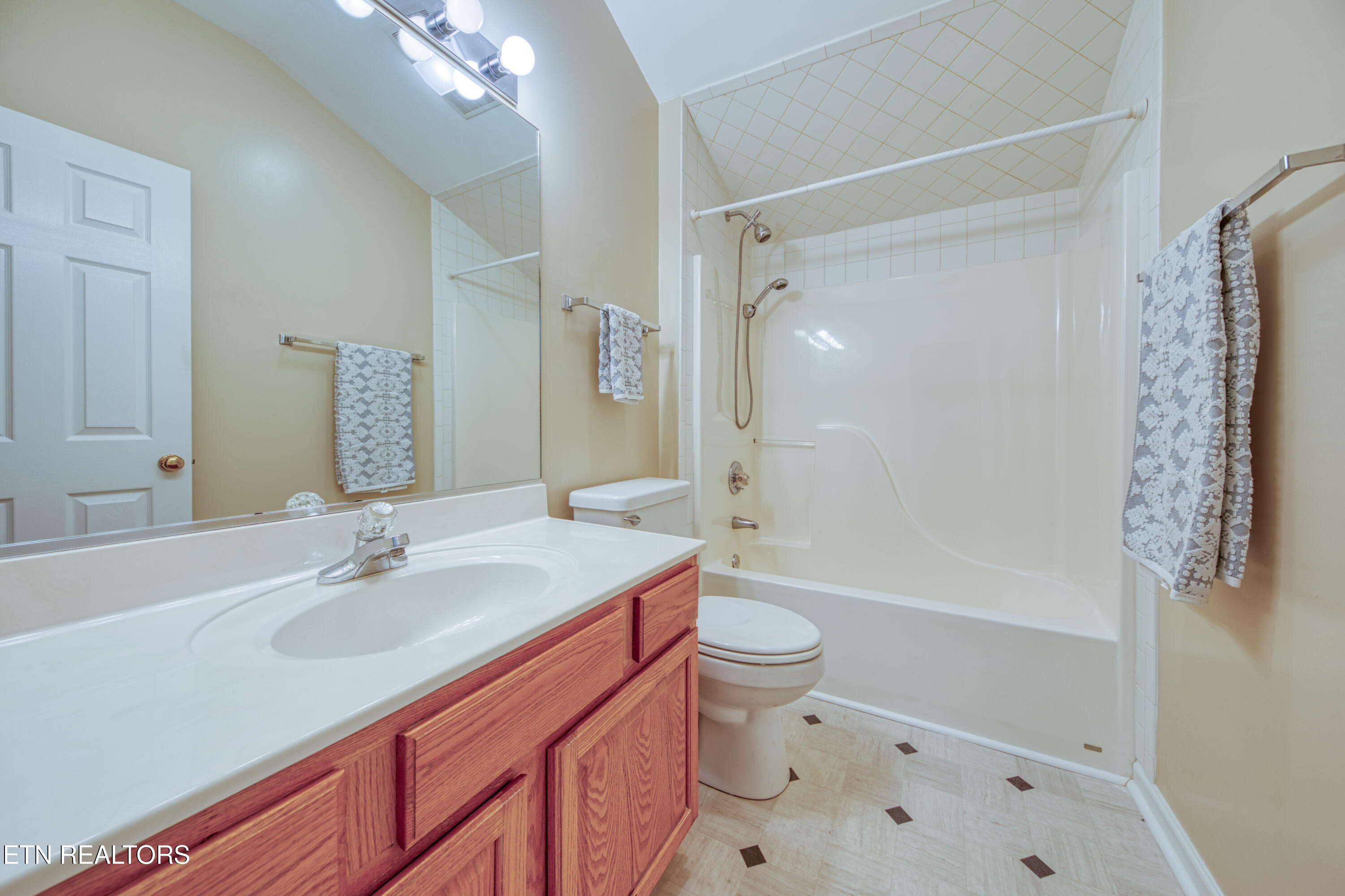 1336 Grenoble Drive Knoxville TN 37909