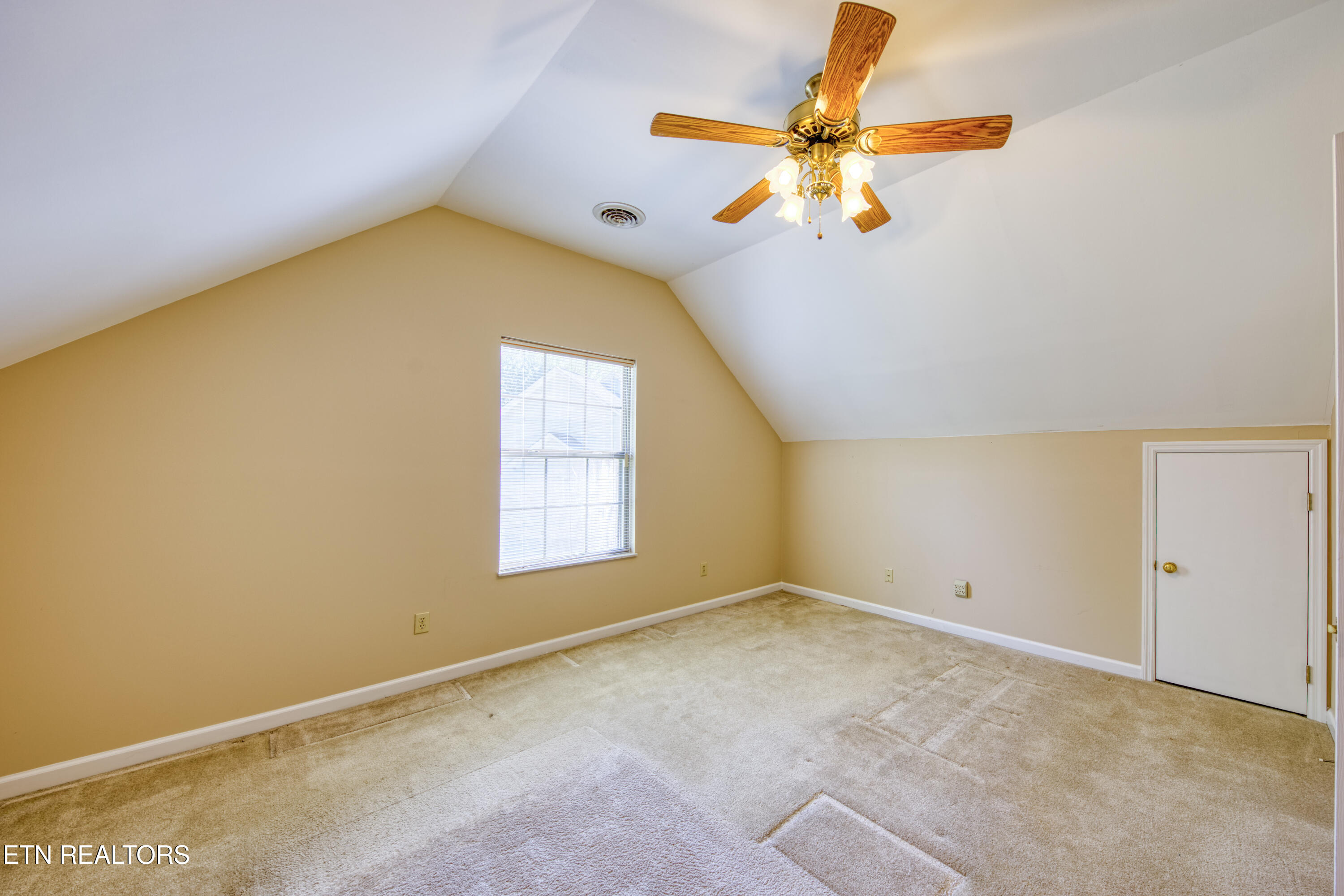 1336 Grenoble Drive Knoxville TN 37909